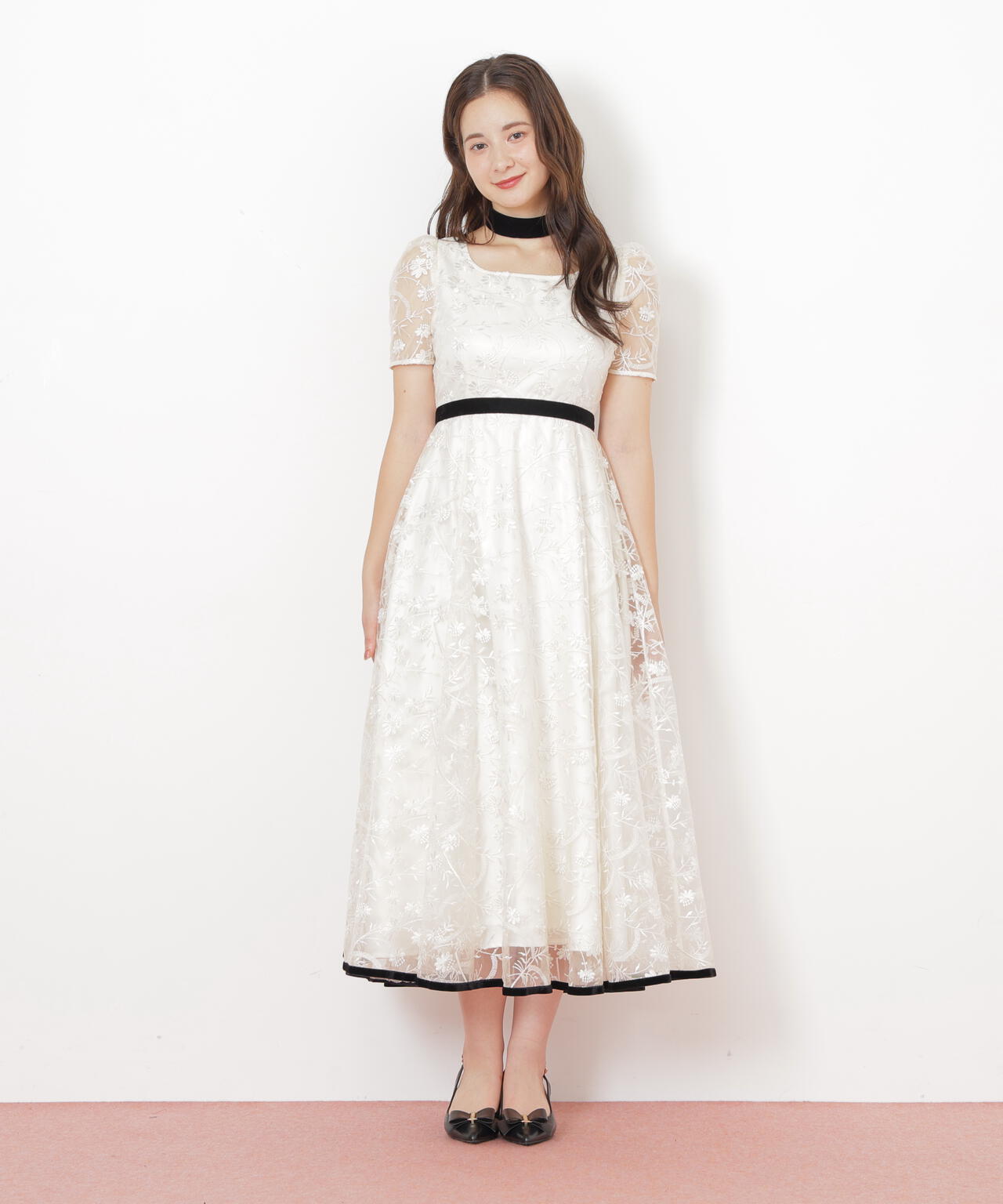 <mikuさんコラボ>エンブロイダリーレースドレス