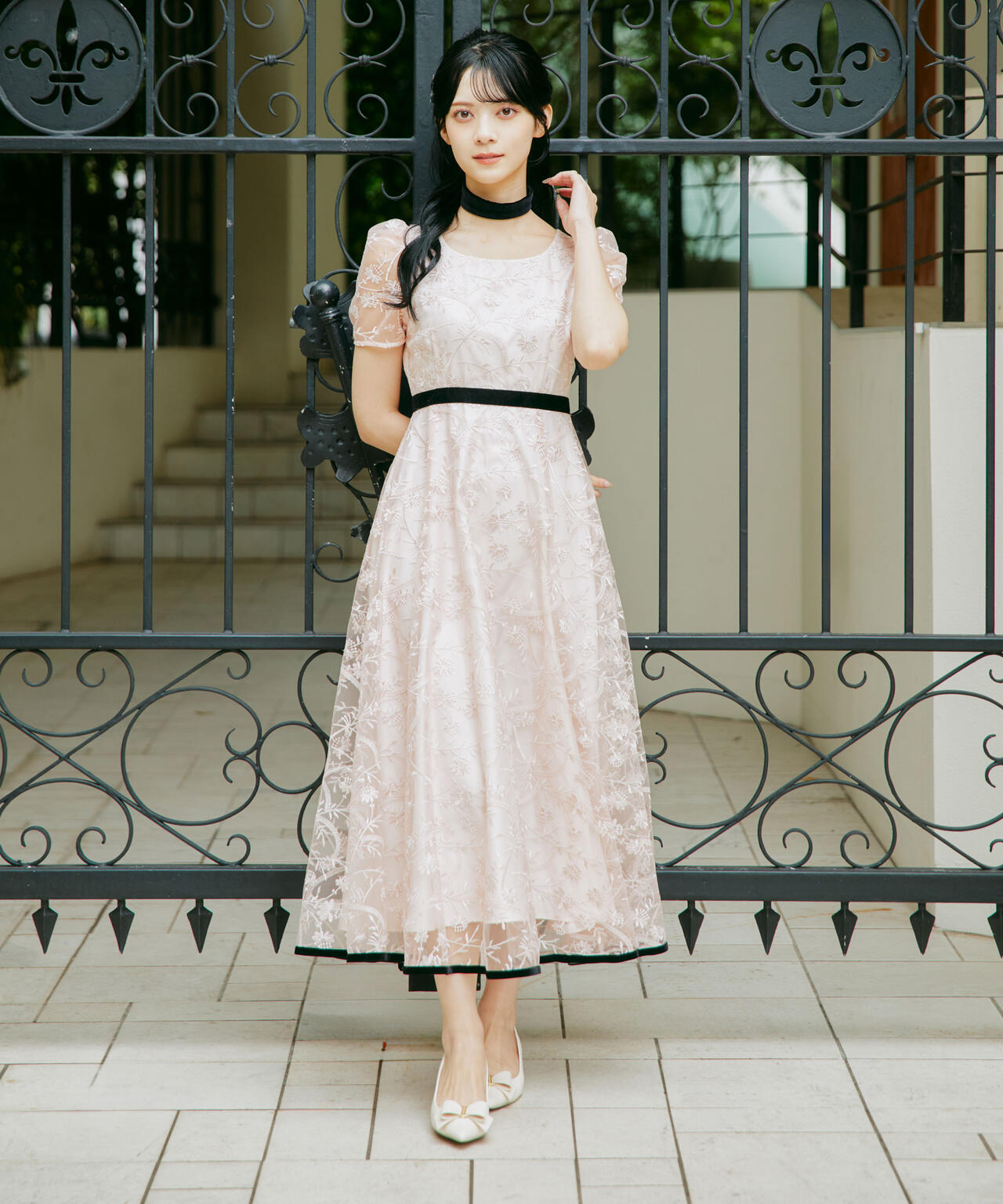 <mikuさんコラボ>エンブロイダリーレースドレス