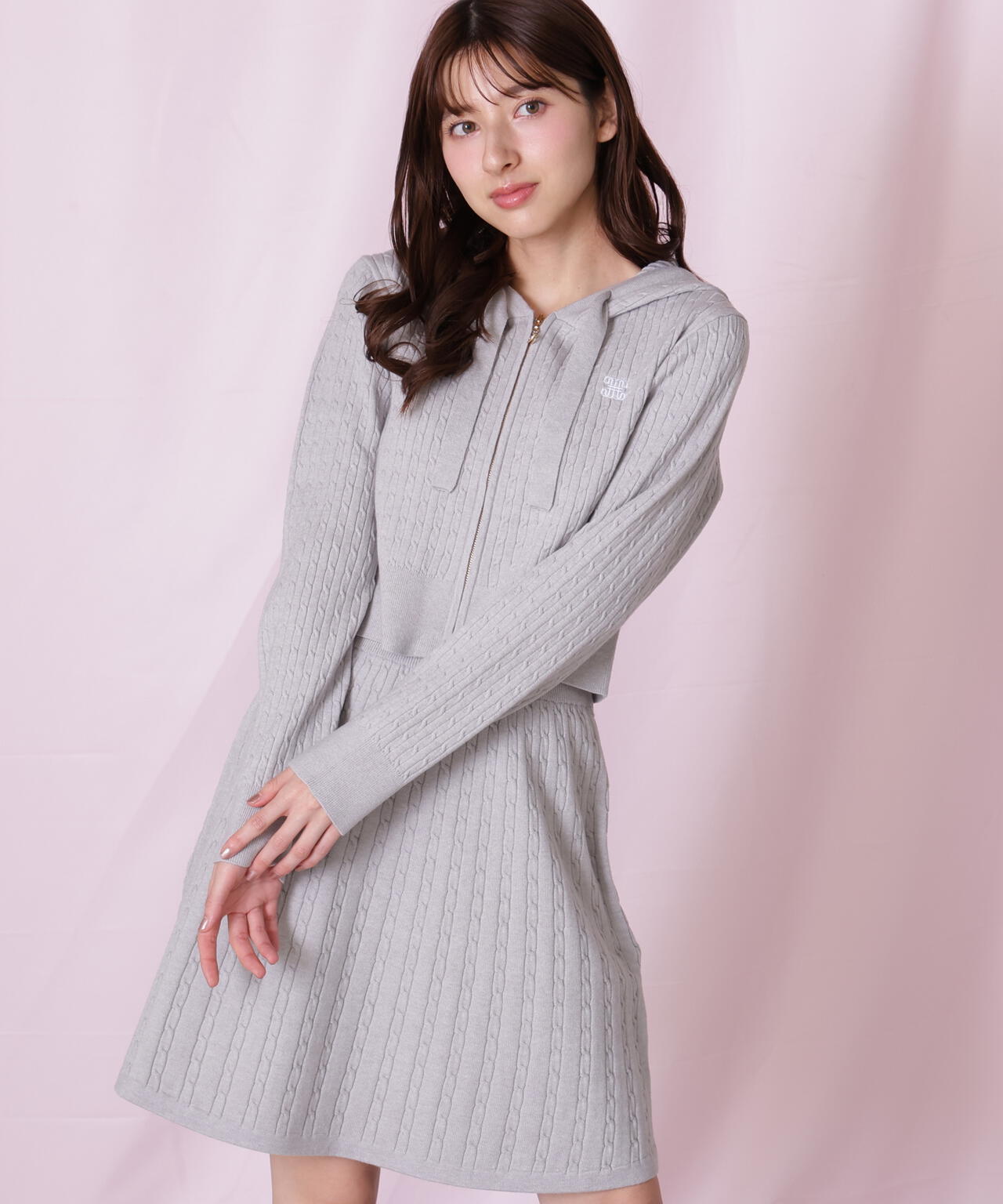 ケーブルニットパーカーセットアップ