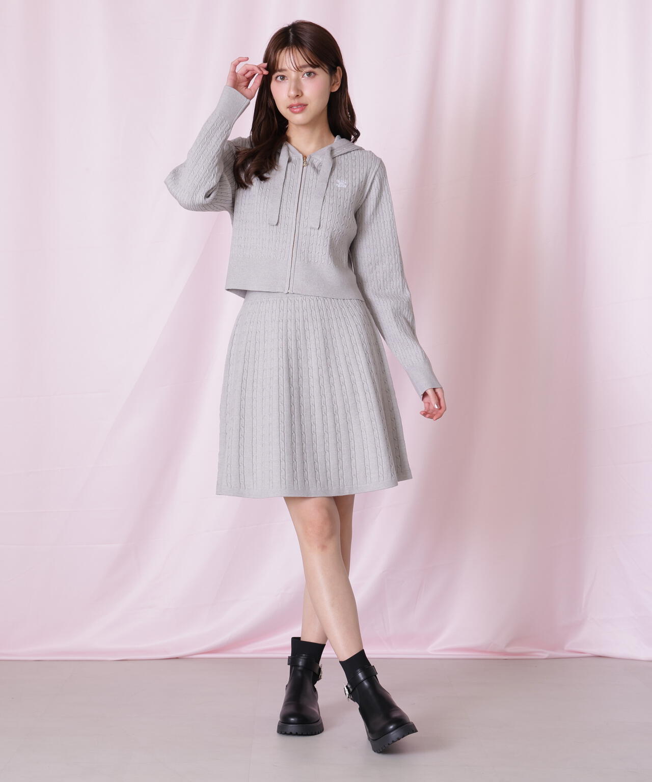 ケーブルニットパーカーセットアップ