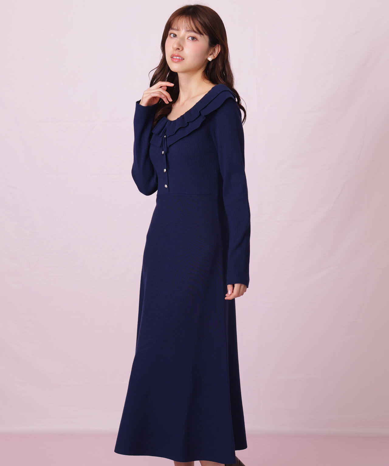 フリル襟バイカラーニットワンピース