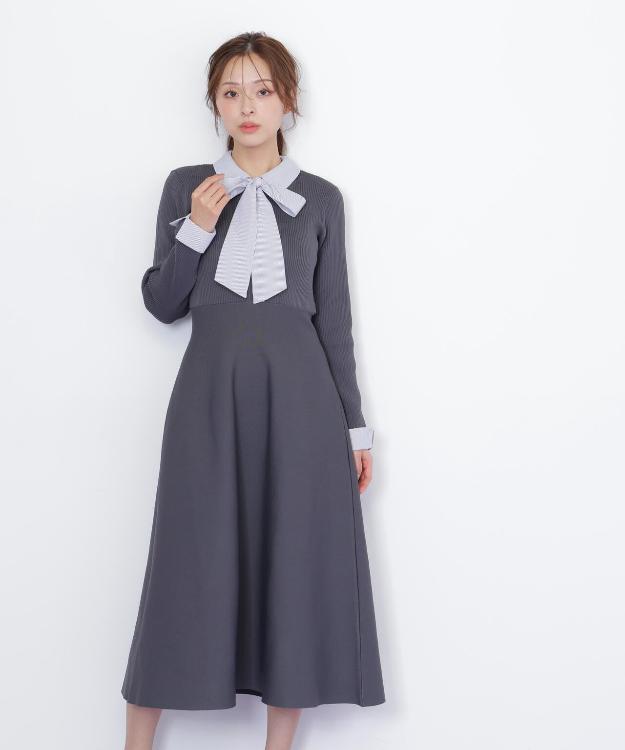 シャツ襟ドッキングニットワンピース