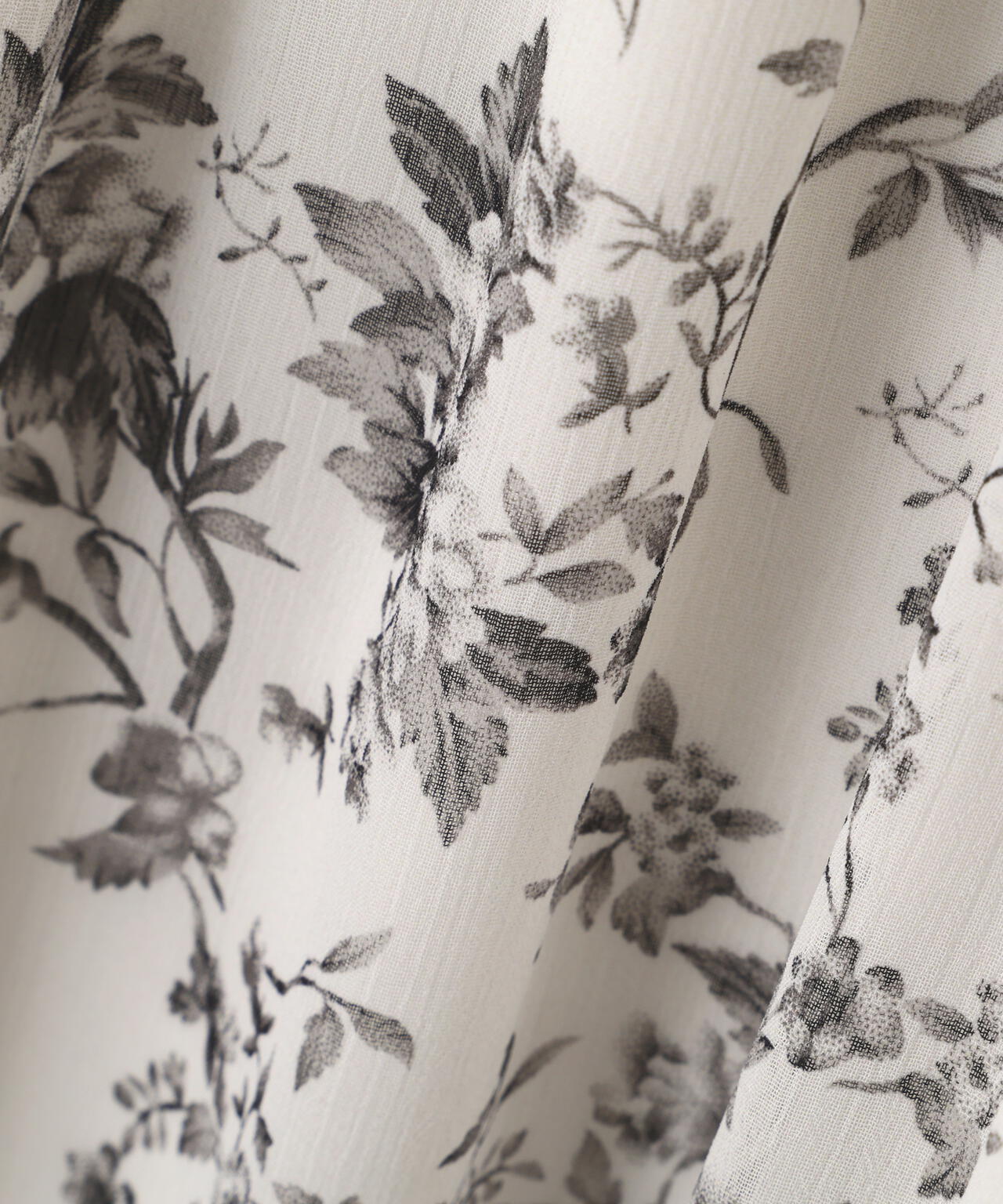 花柄ボリュームフリルワンピース