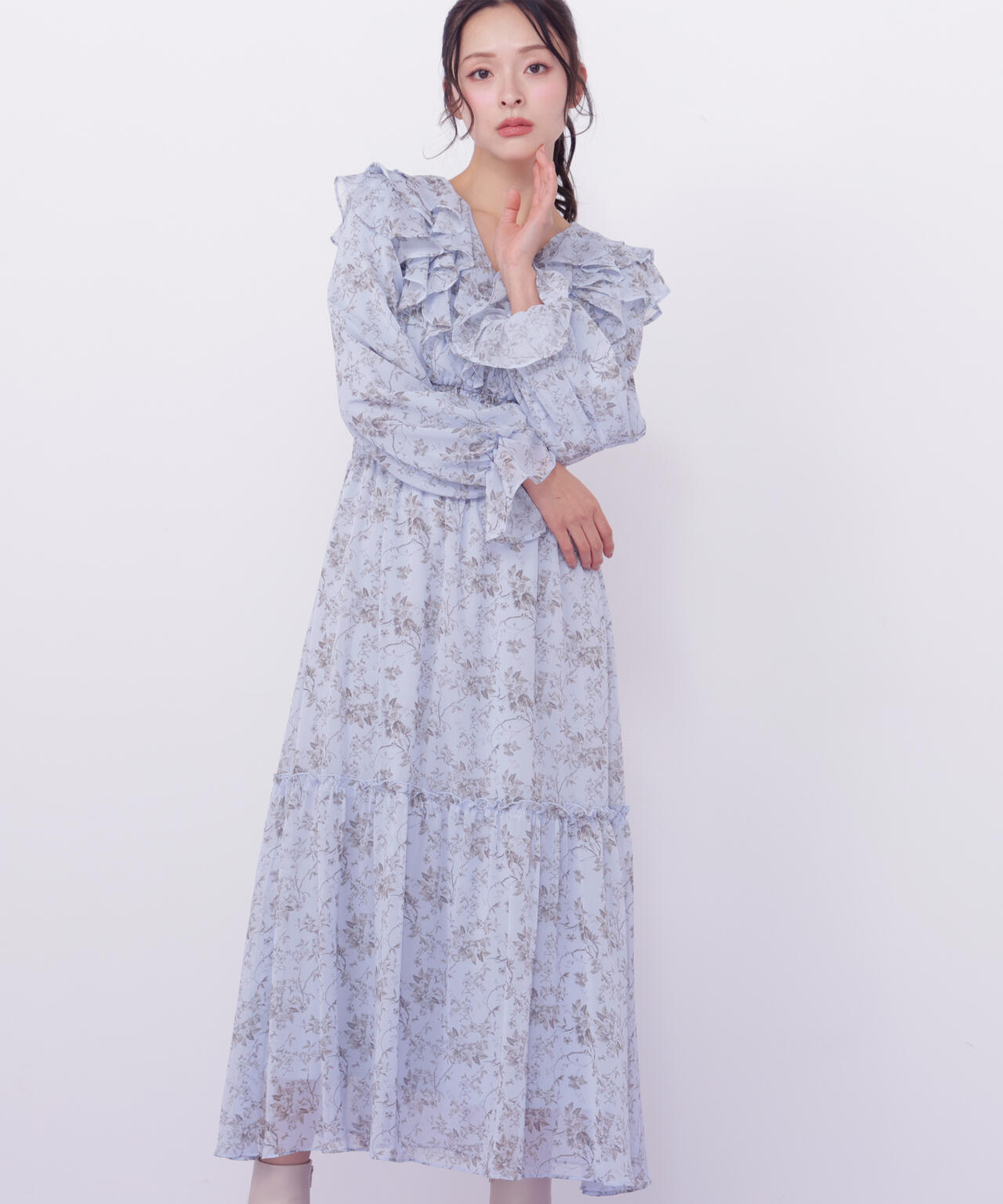 花柄ボリュームフリルワンピース