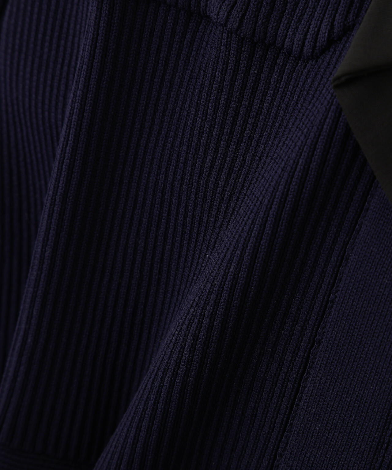 170cm 着用サイズ:FR