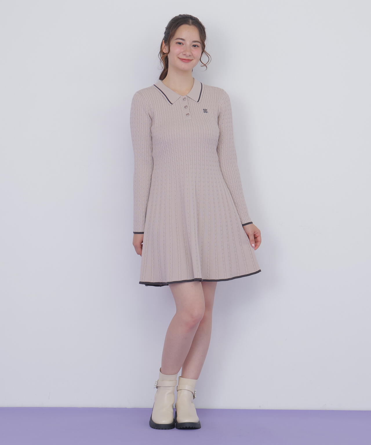 ポロ襟ケーブルミニワンピース
