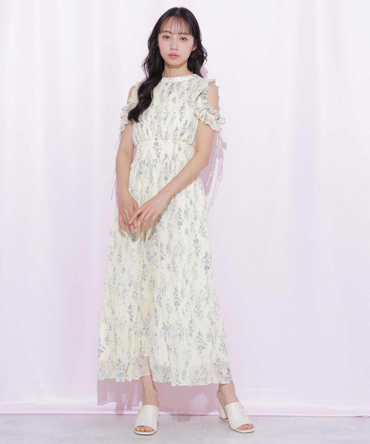 160cm 着用サイズ:FR