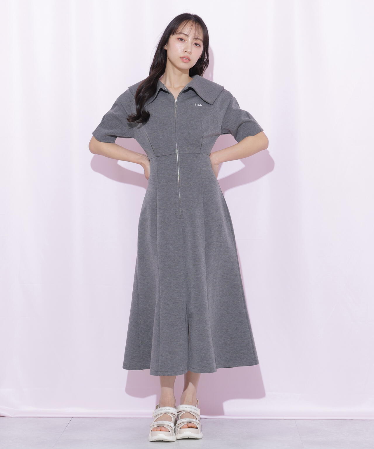 160cm 着用サイズ:FR