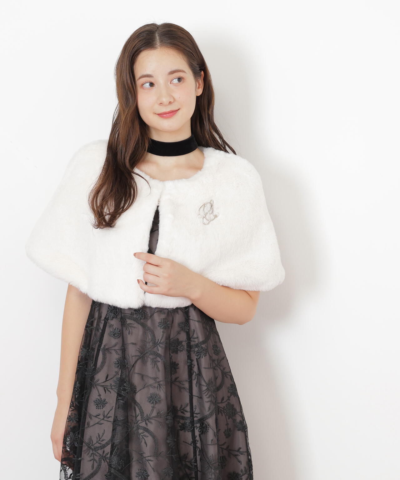 <mikuさんコラボ>フェイクファーケープ