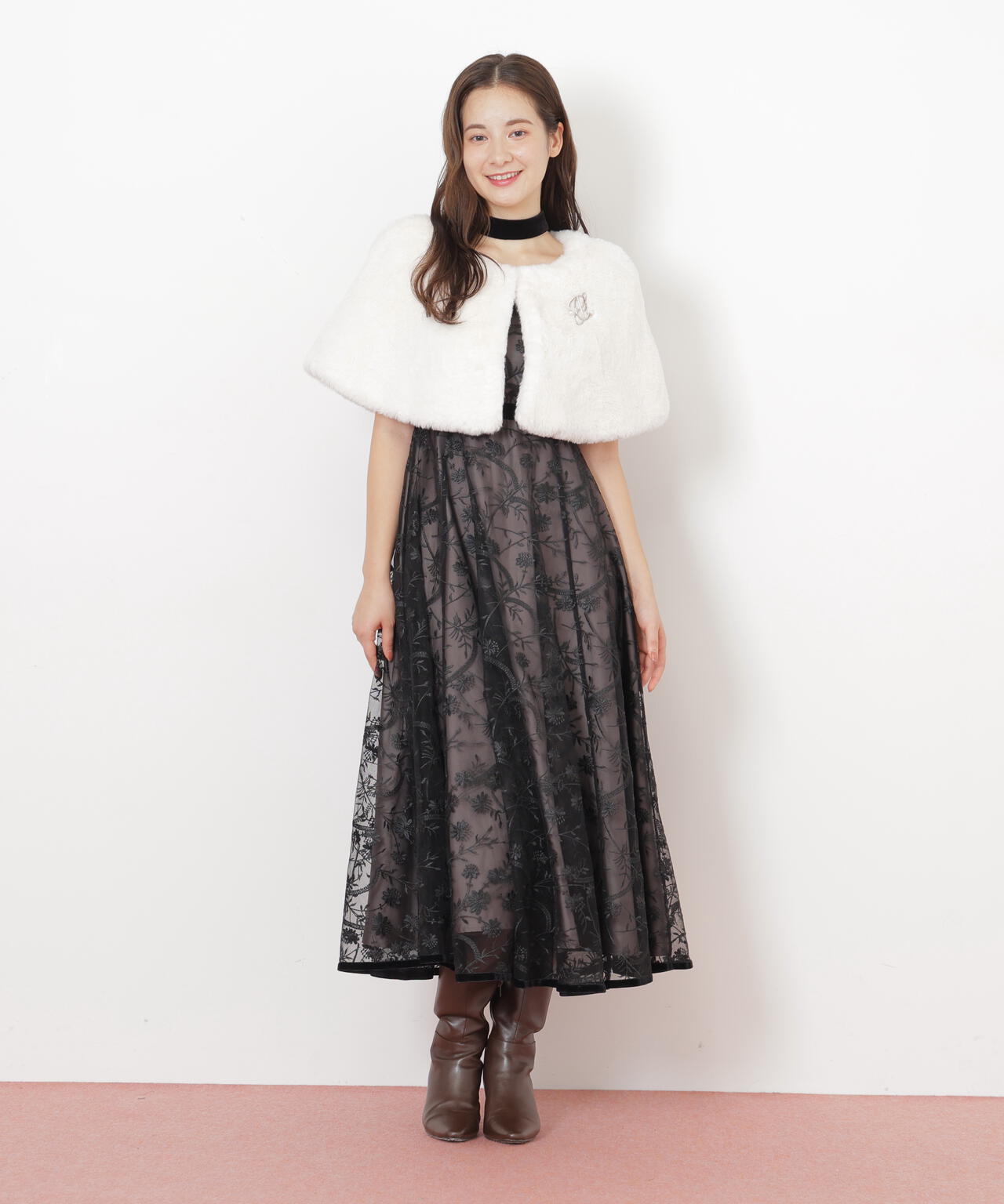 <mikuさんコラボ>フェイクファーケープ