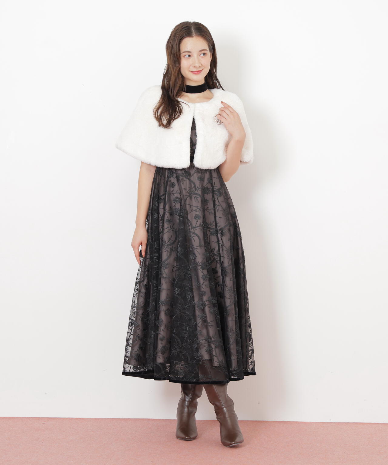 <mikuさんコラボ>フェイクファーケープ