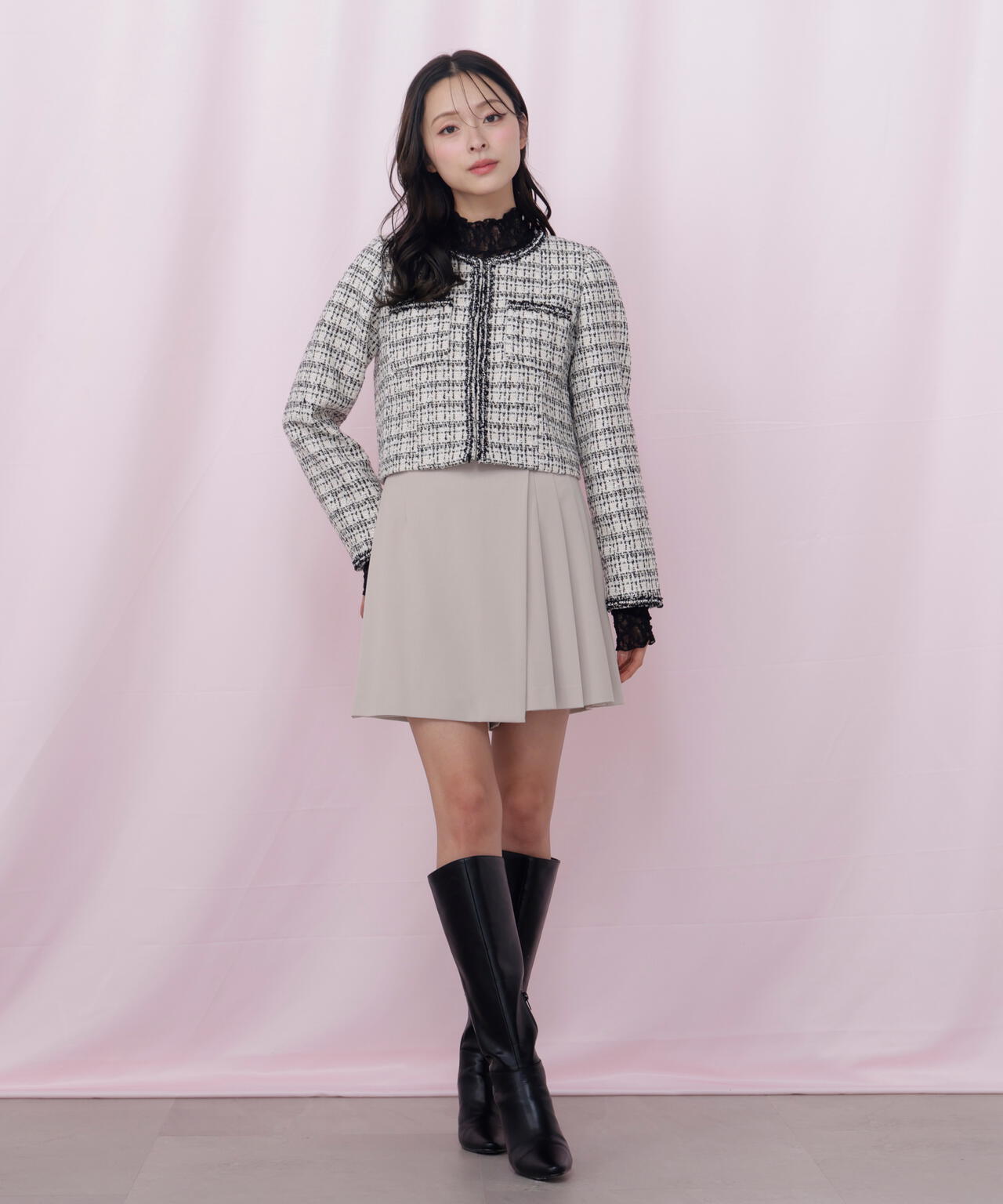 ビジューブレード付きツイードジャケット