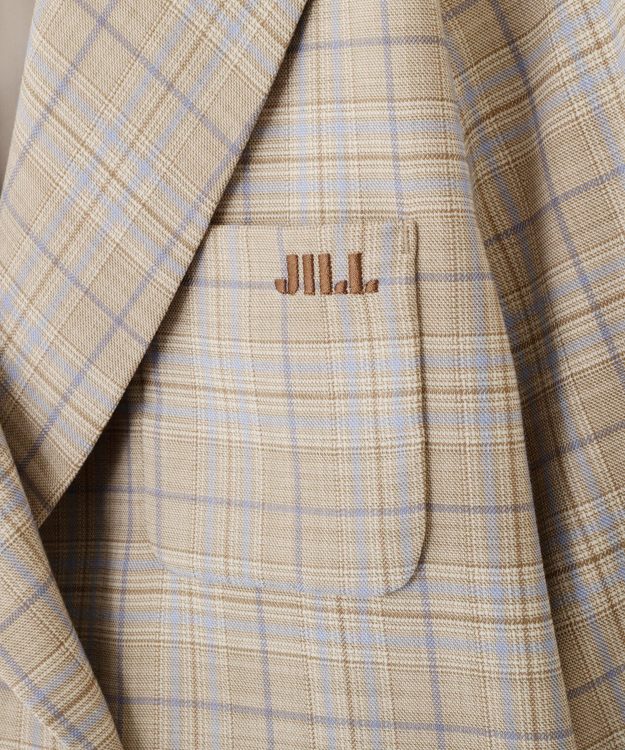 セットアップ対応ショート丈テーラードジャケット