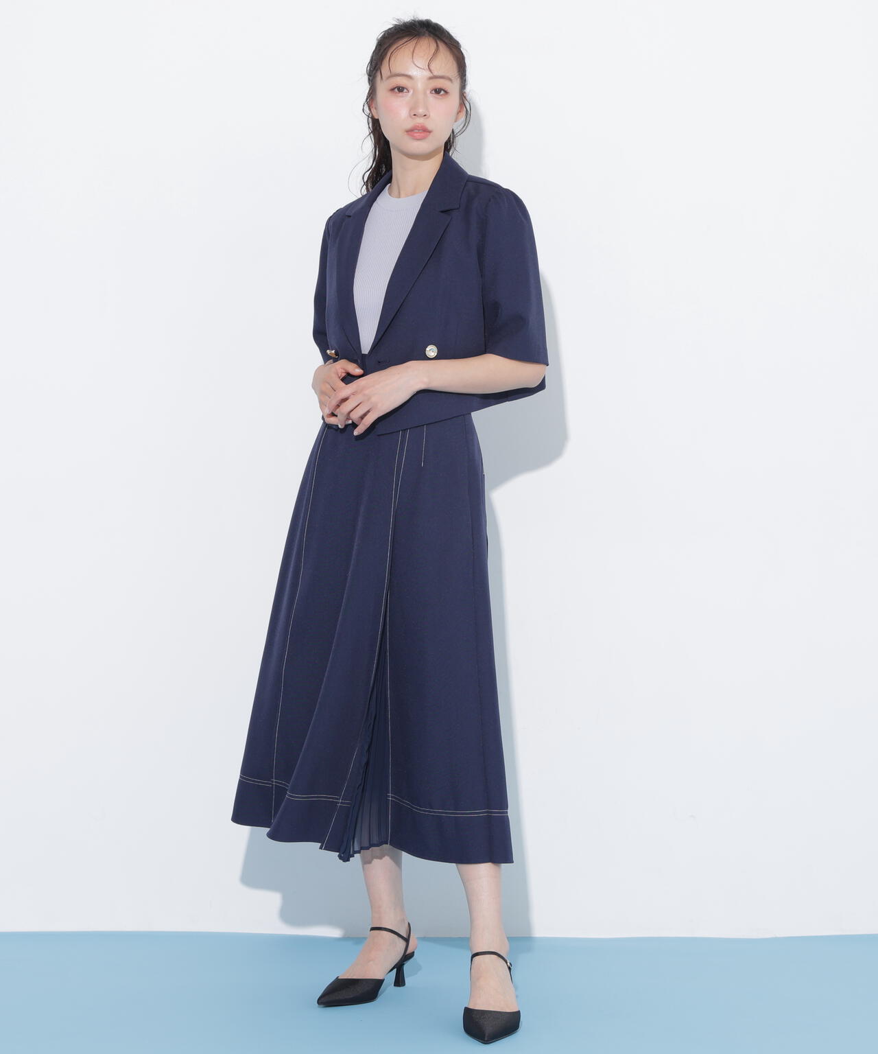 160cm 着用サイズ:FR