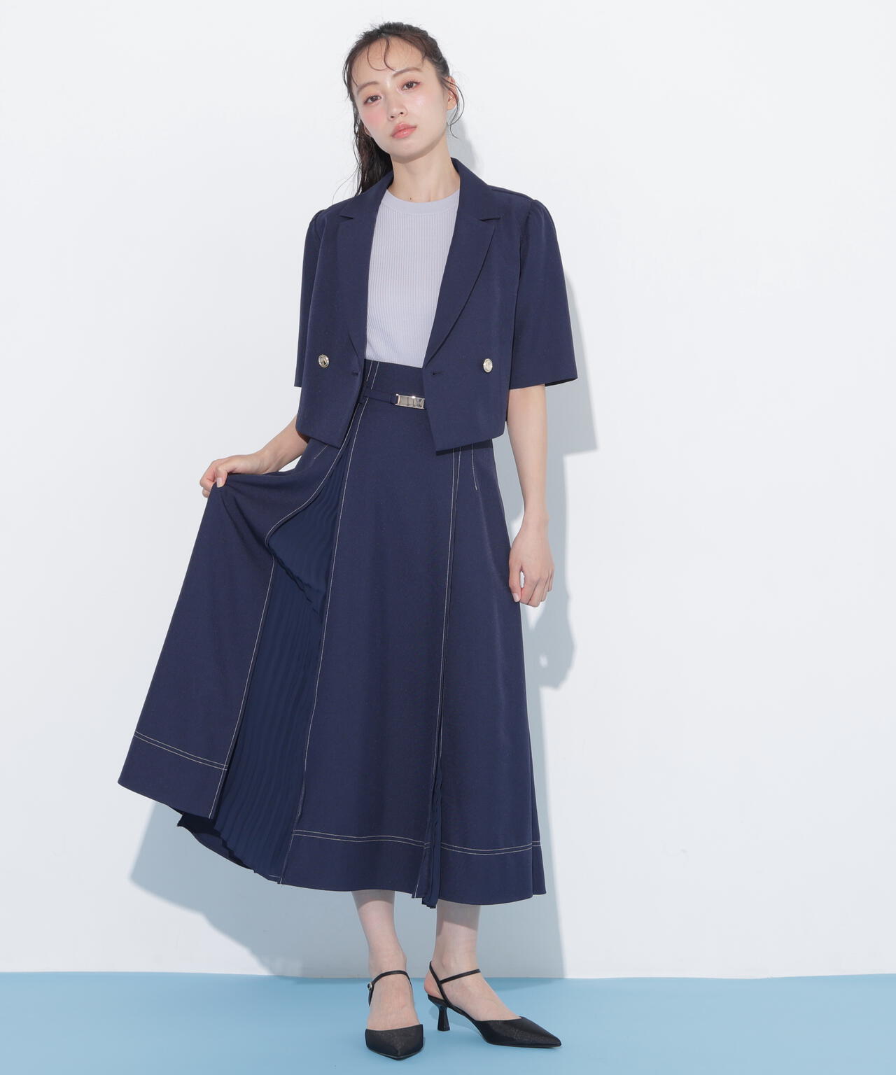 160cm 着用サイズ:FR