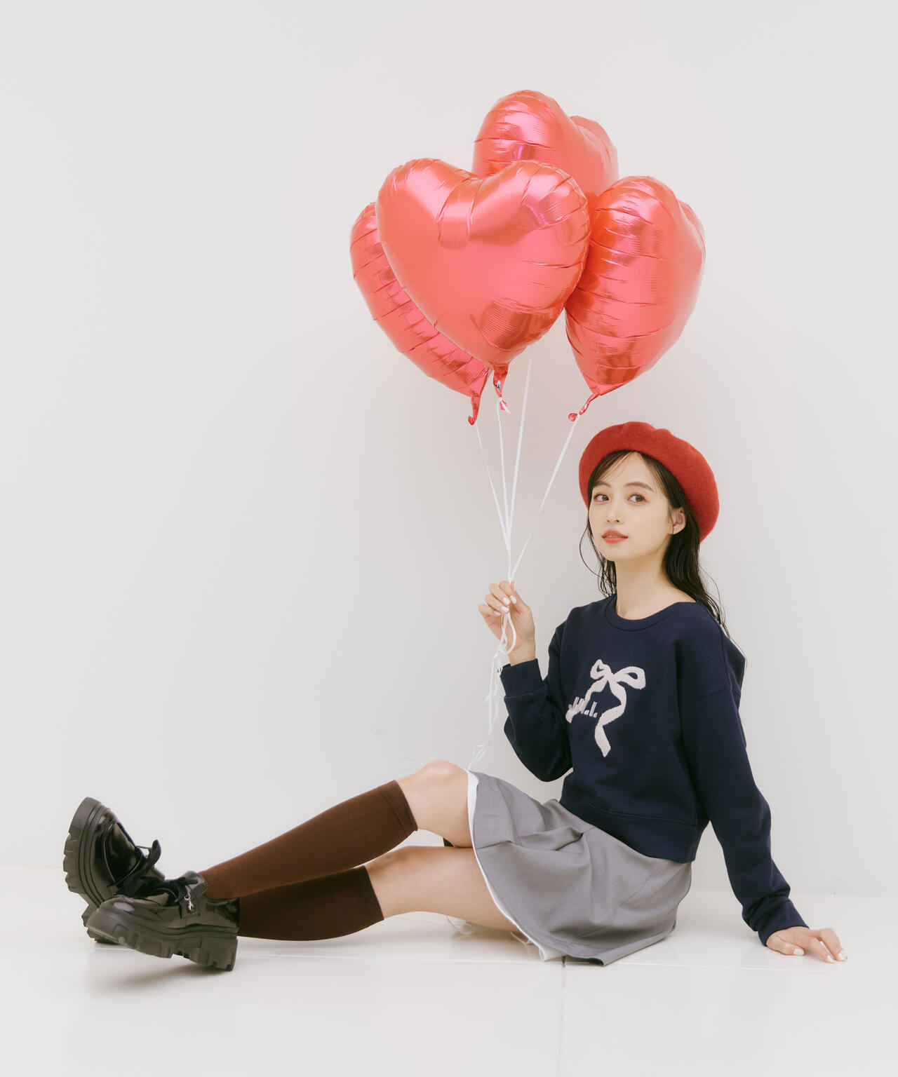 サガラ刺繍リボンロゴスウェット