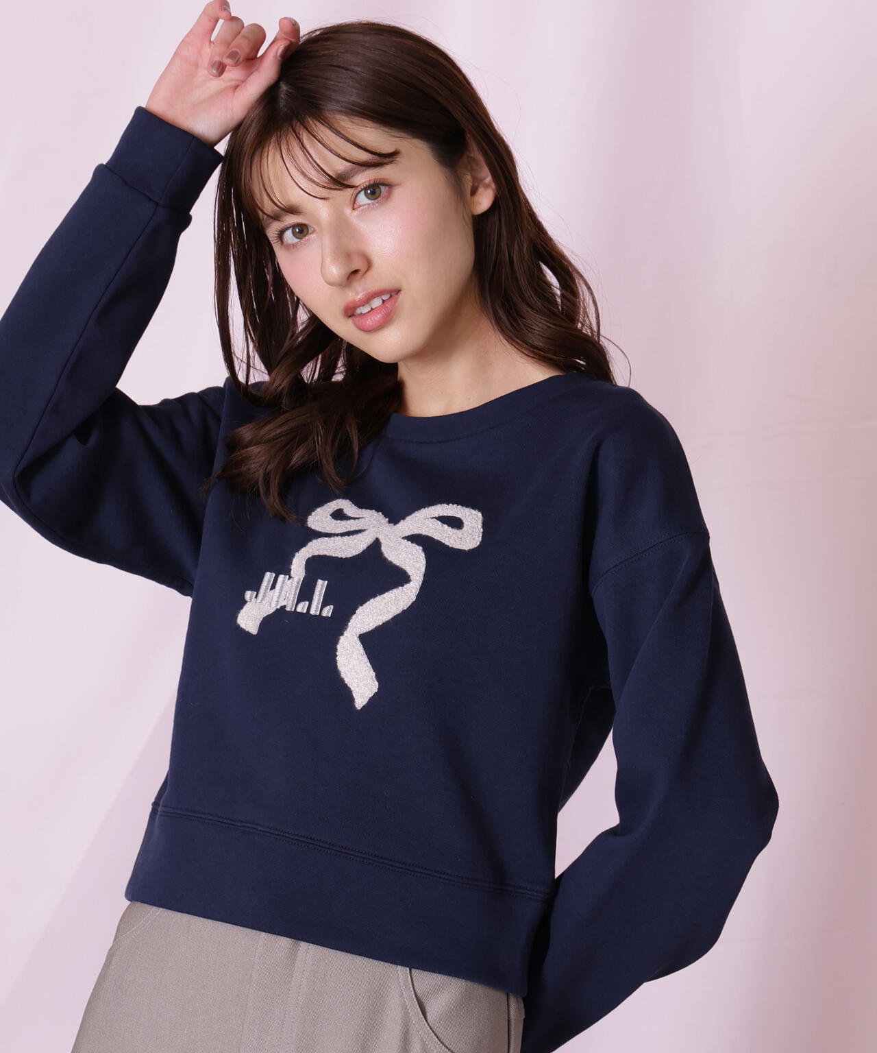 サガラ刺繍リボンロゴスウェット