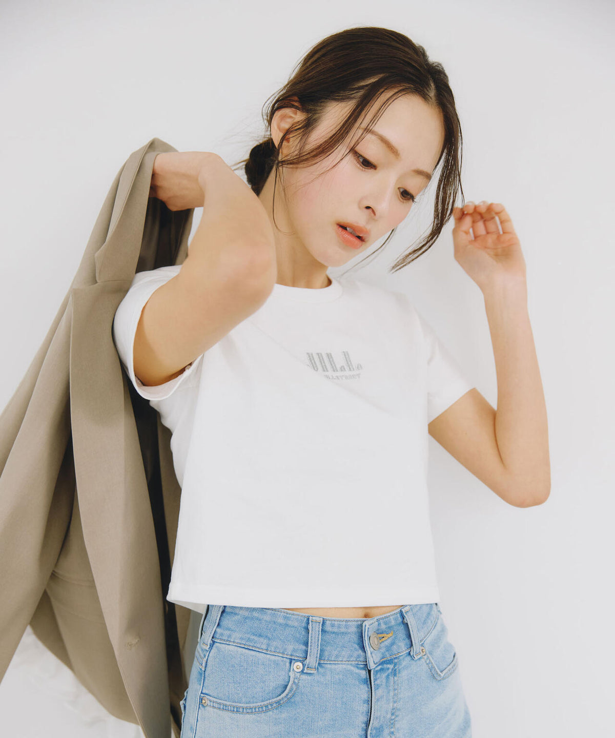ショート丈刺繍ロゴTシャツオーガニックコットン