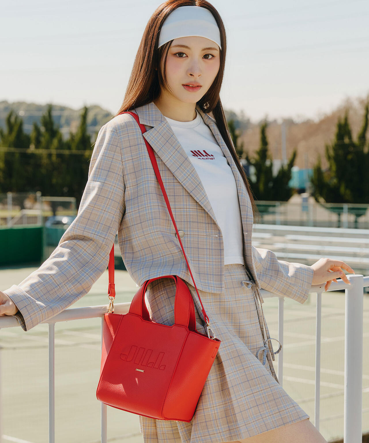 ショート丈刺繍ロゴTシャツオーガニックコットン