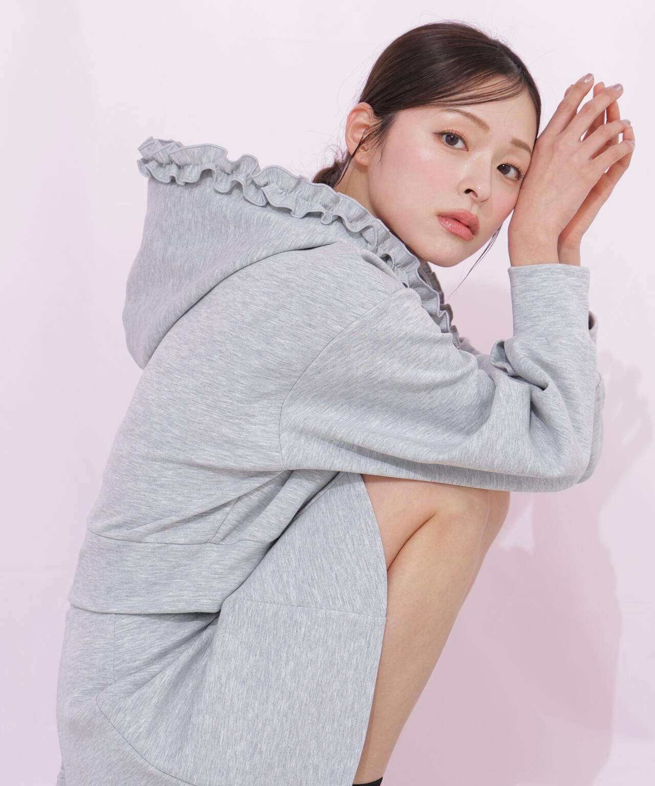 ダイバーセットアップ フリルパーカー