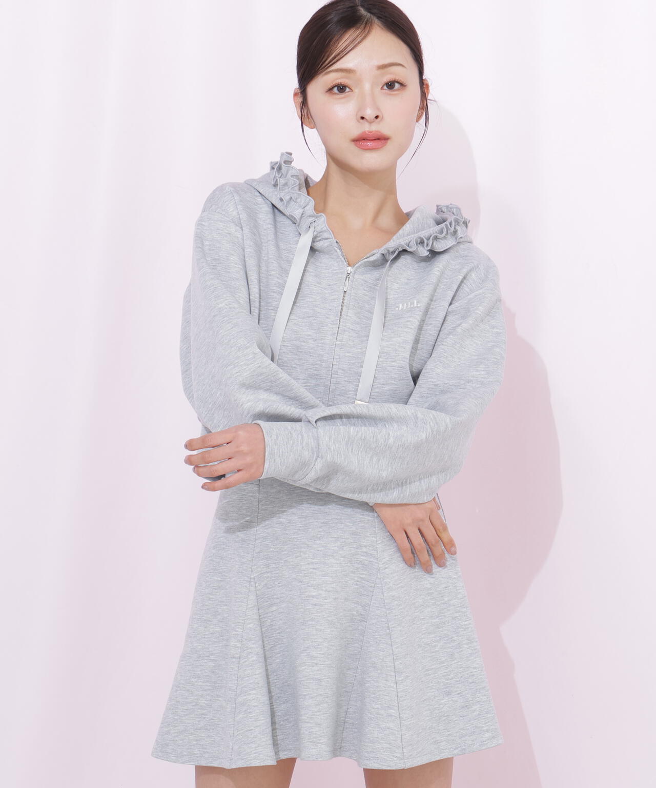 ダイバーセットアップ フリルパーカー