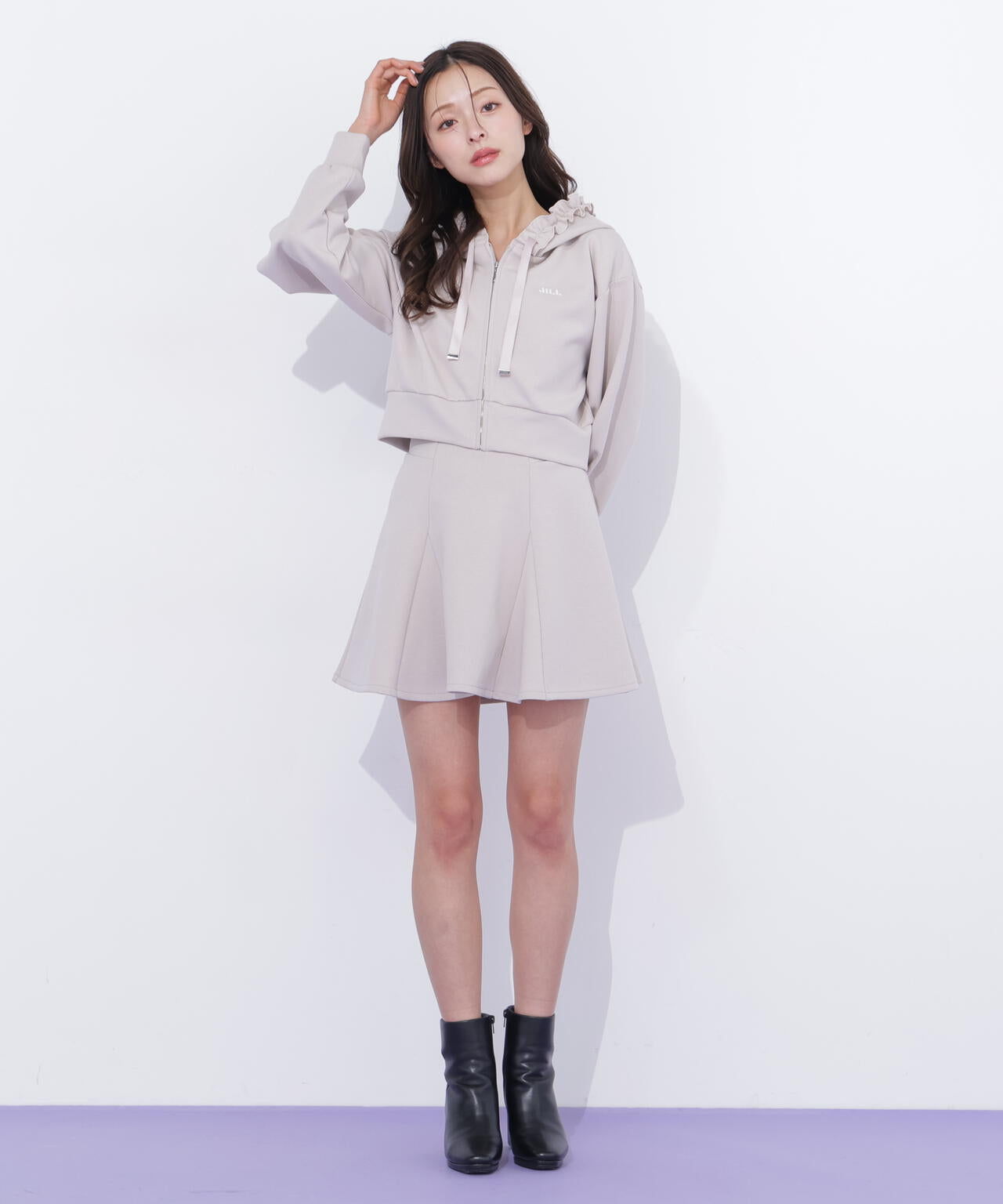 ダイバーセットアップ フリルパーカー