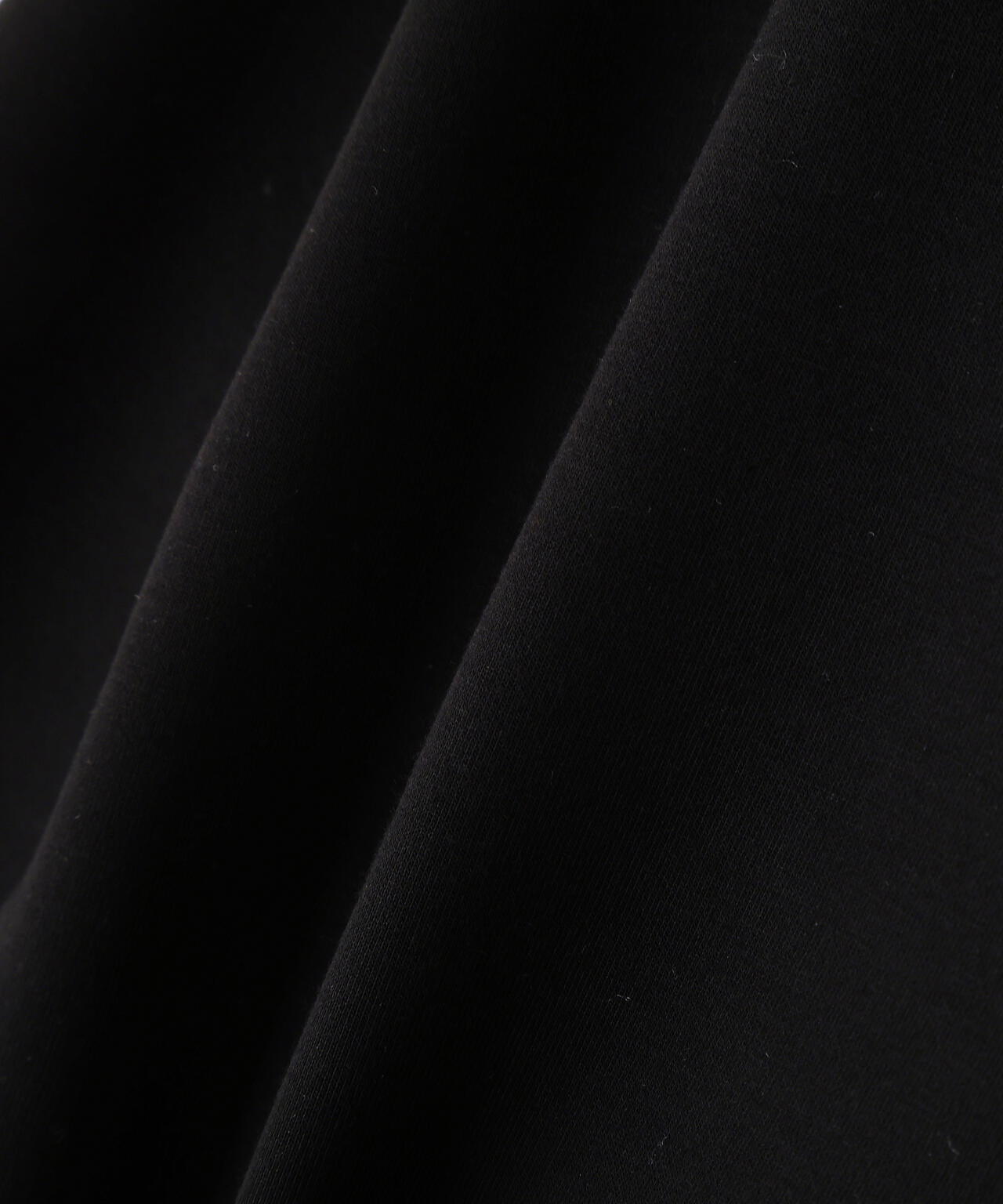 ダイバー素材ショート丈フーディ