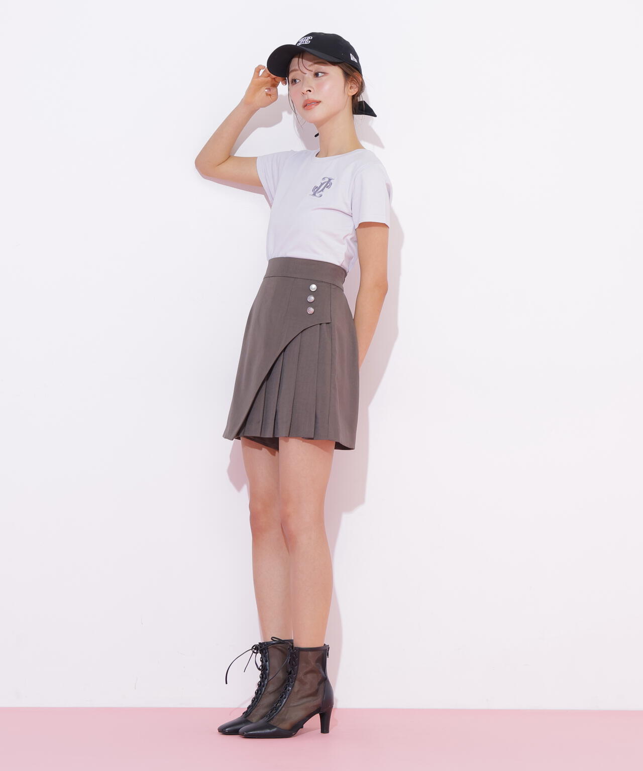 170cm 着用サイズ:FR