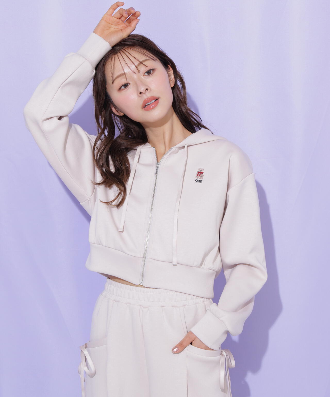 170cm 着用サイズ:FR