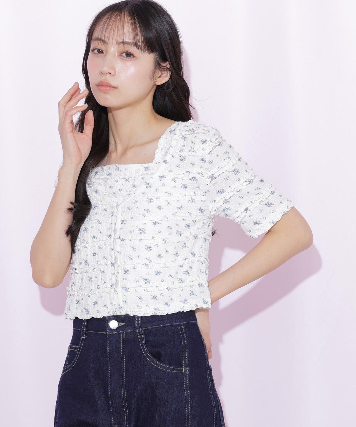 160cm 着用サイズ:FR