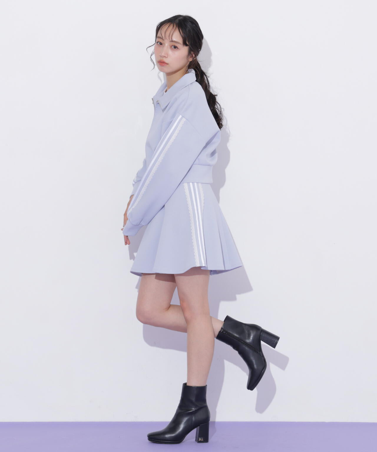 160cm 着用サイズ:FR