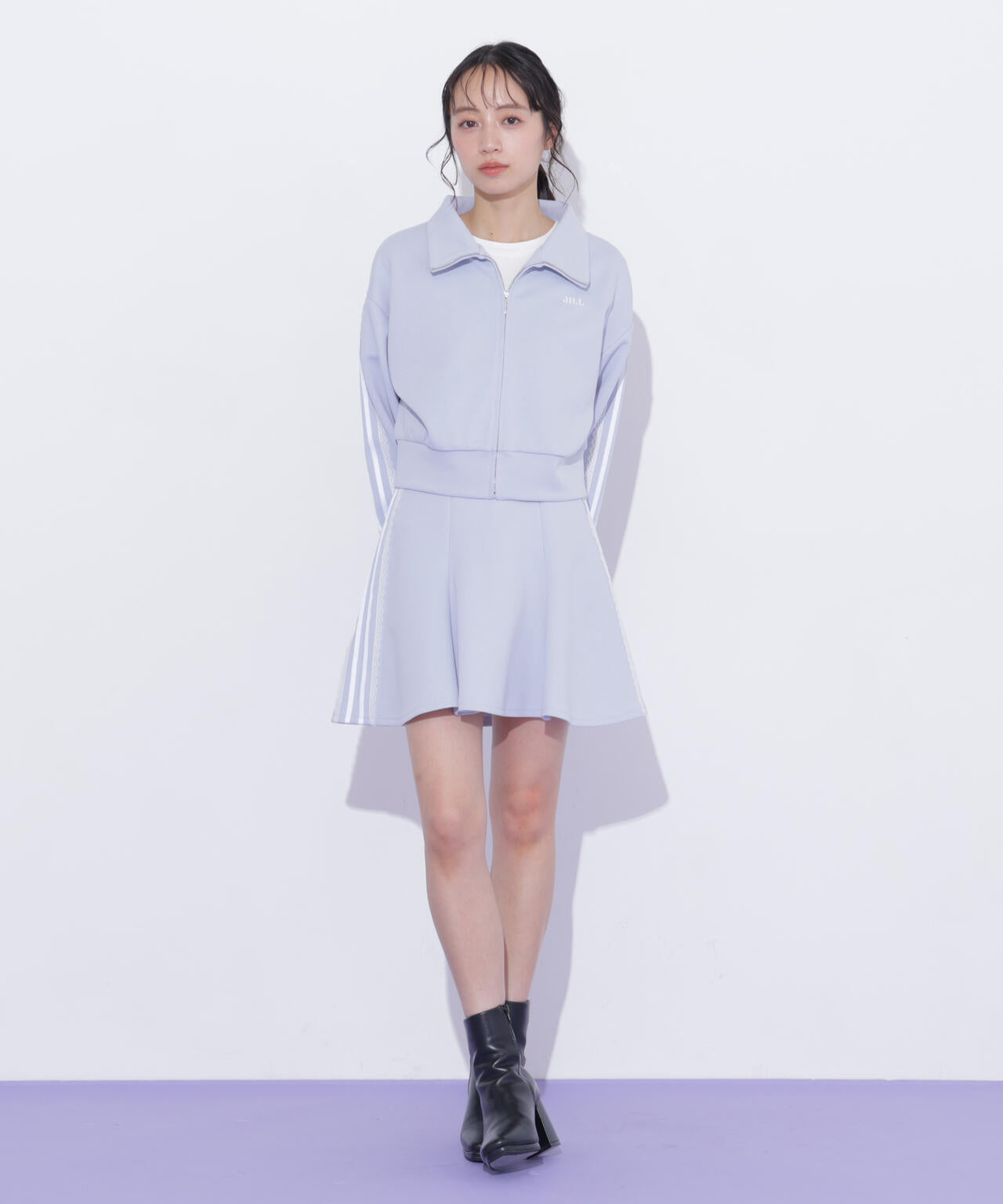160cm 着用サイズ:FR