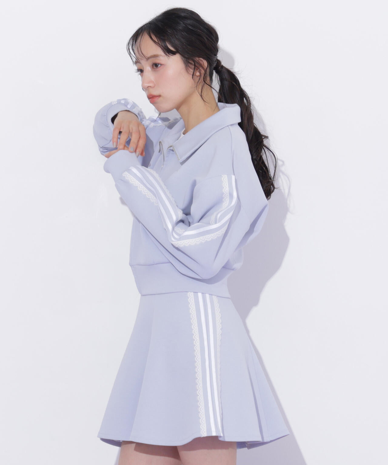 160cm 着用サイズ:FR