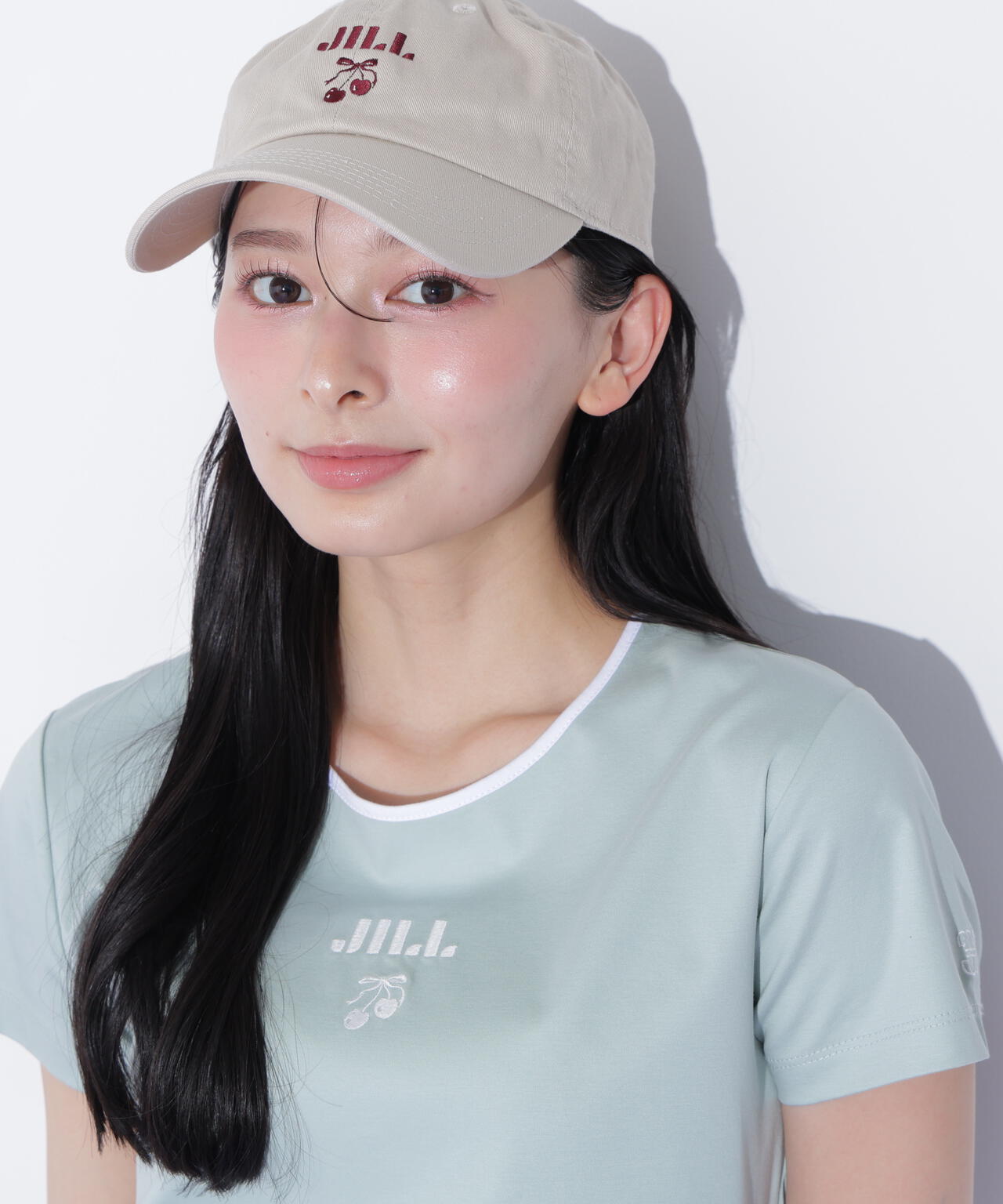 160cm 着用サイズ:FR