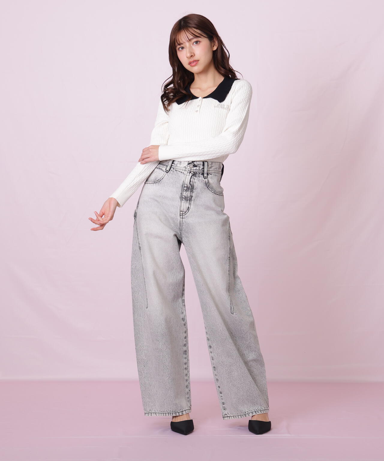 ビジューロゴケーブルニット