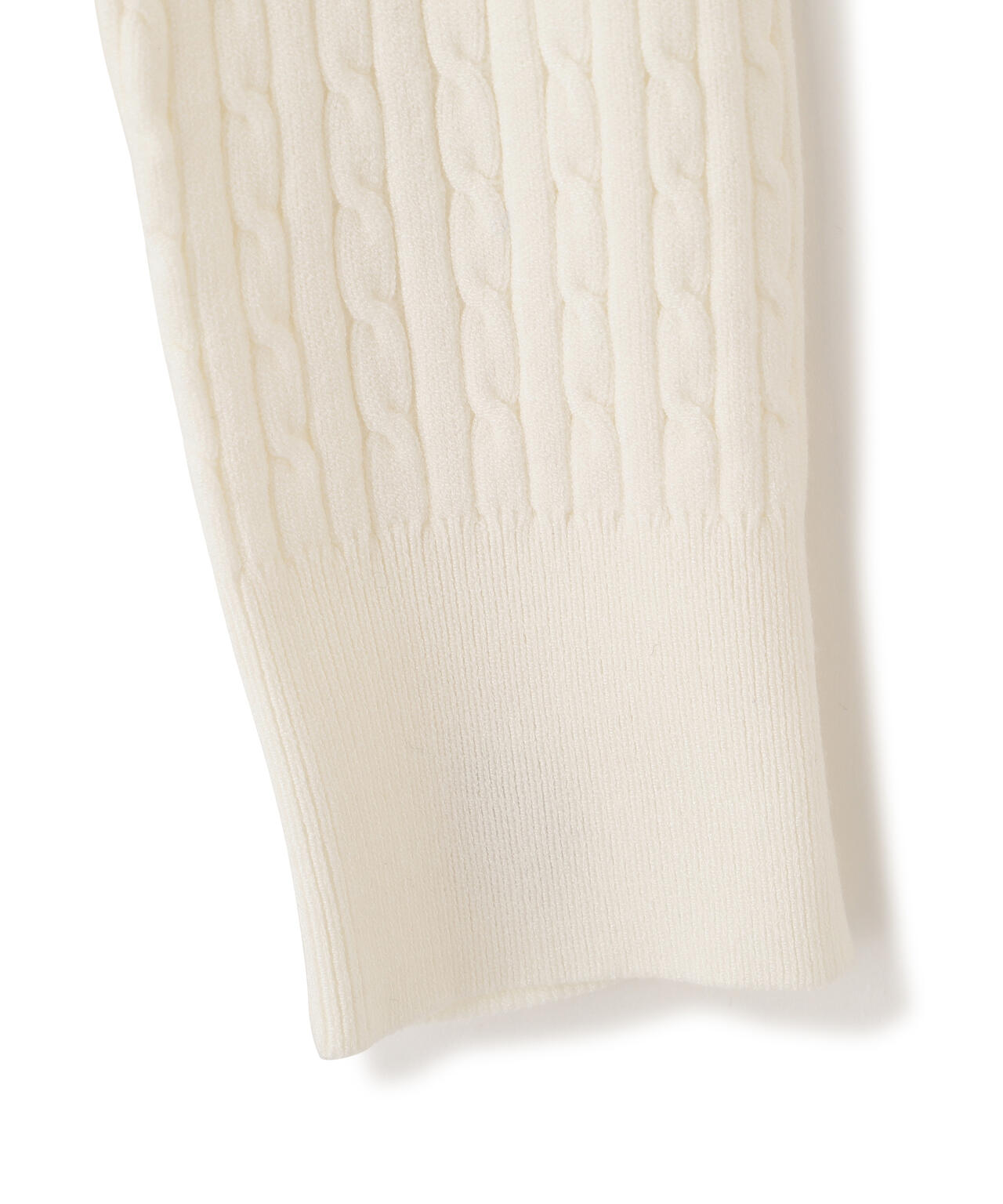 ビジューロゴケーブルニット