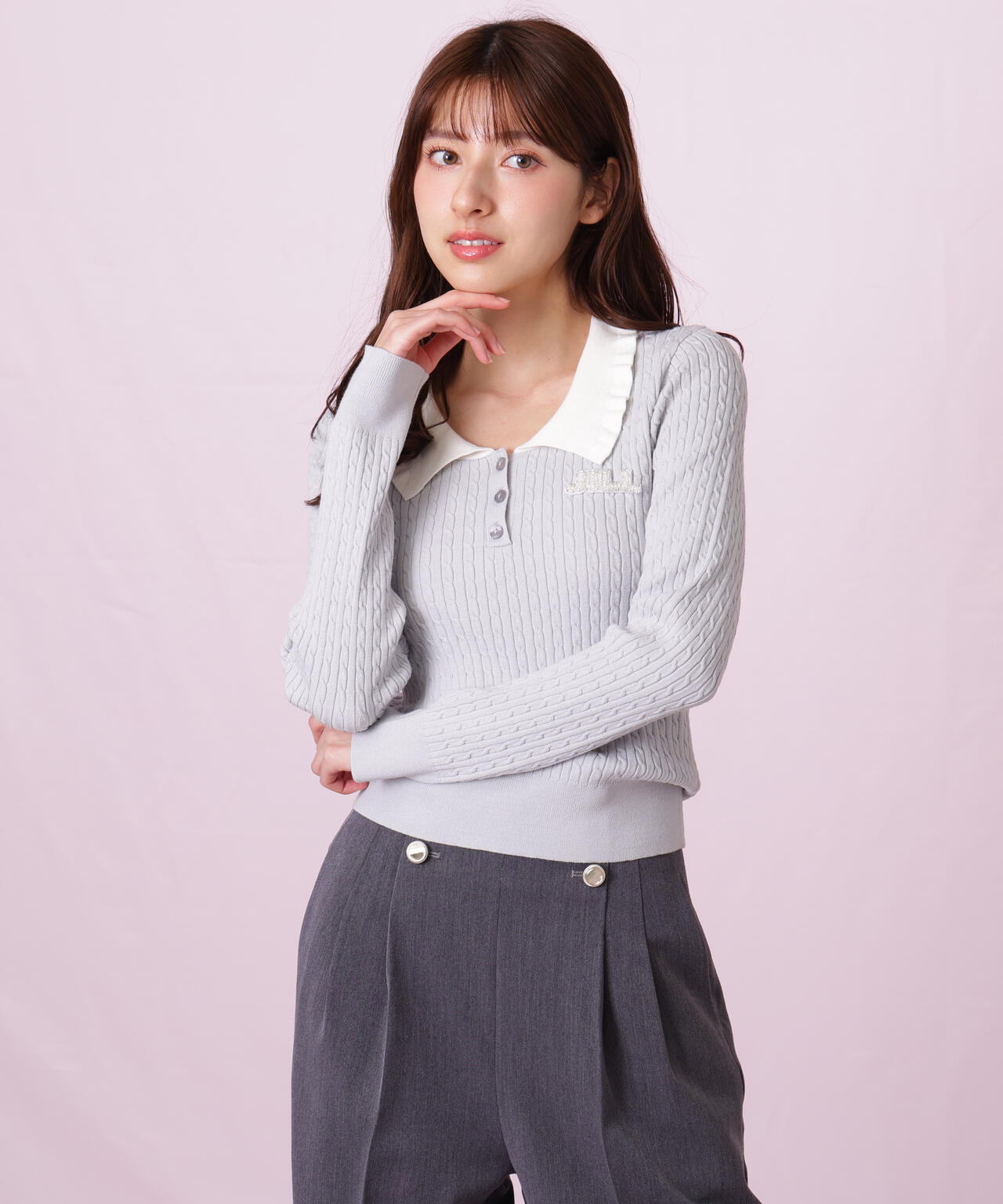 ビジューロゴケーブルニット