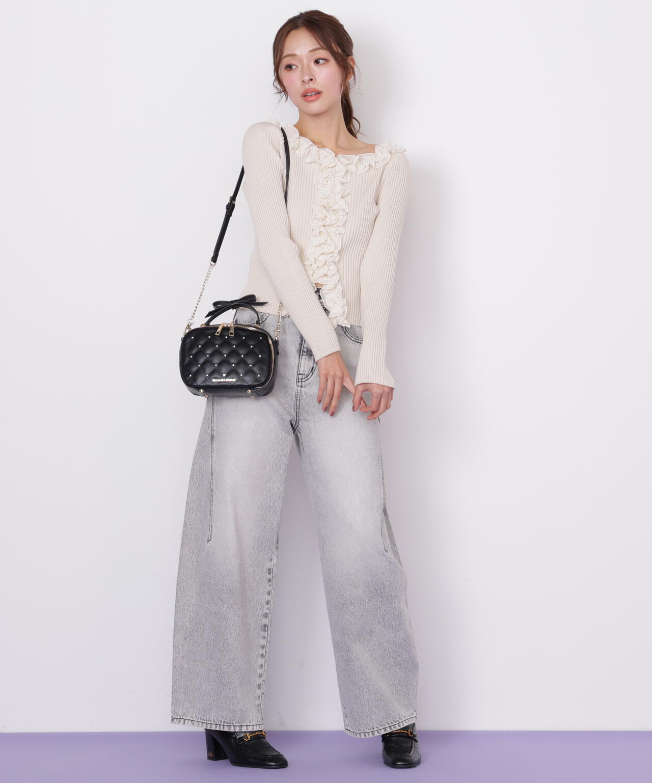 フリルトリムニット