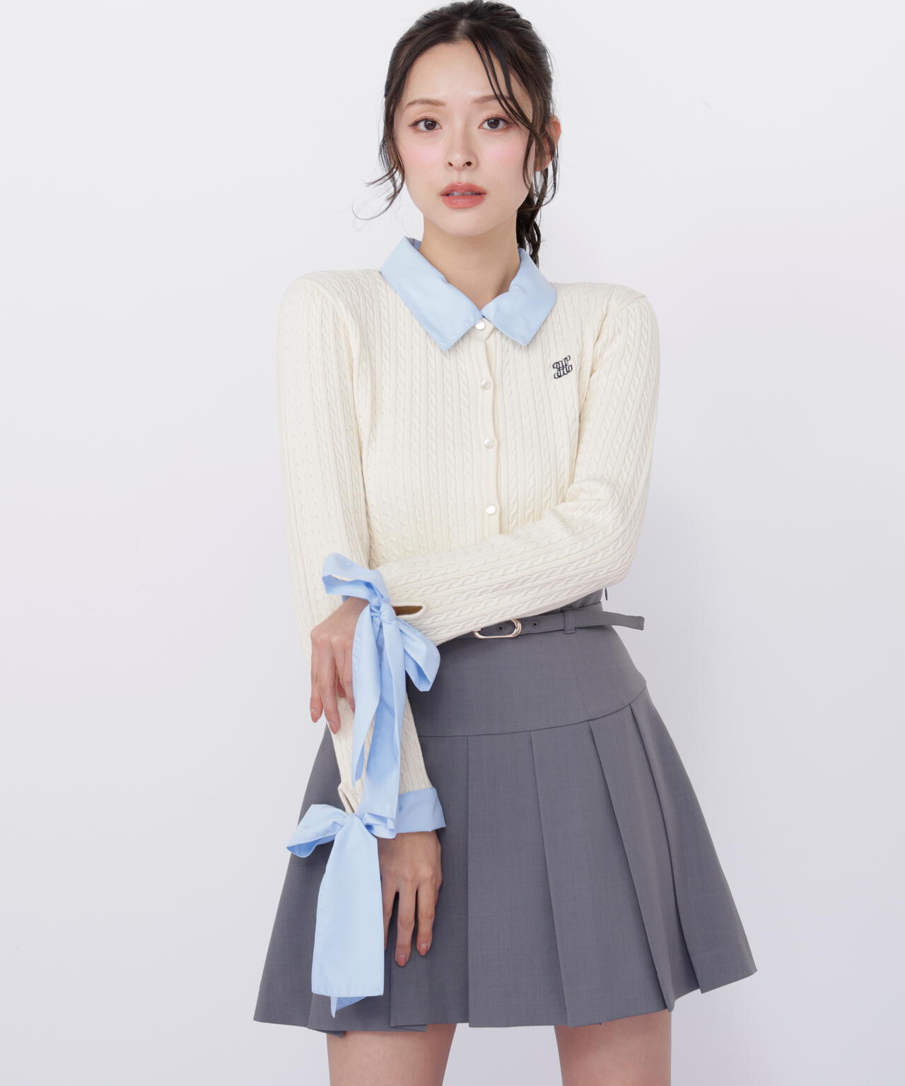 袖リボンケーブルカーディガン