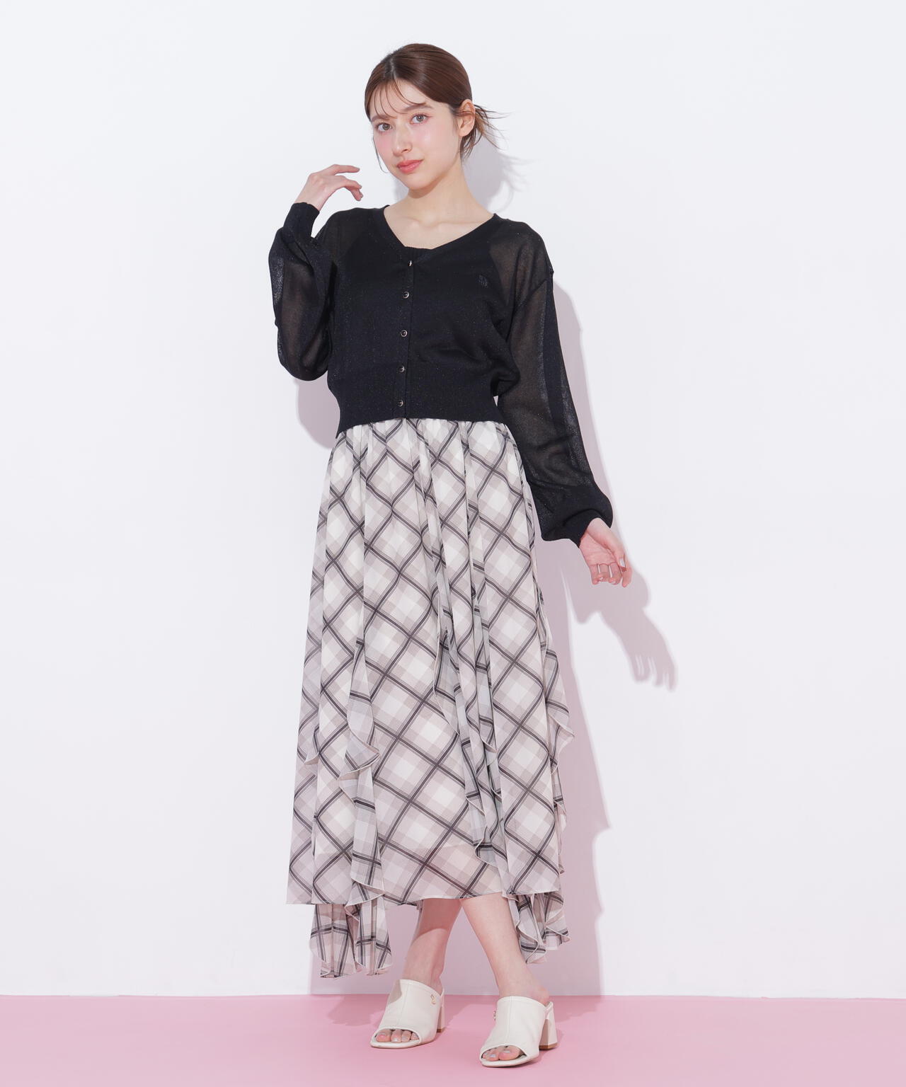 161cm 着用サイズ:FR
