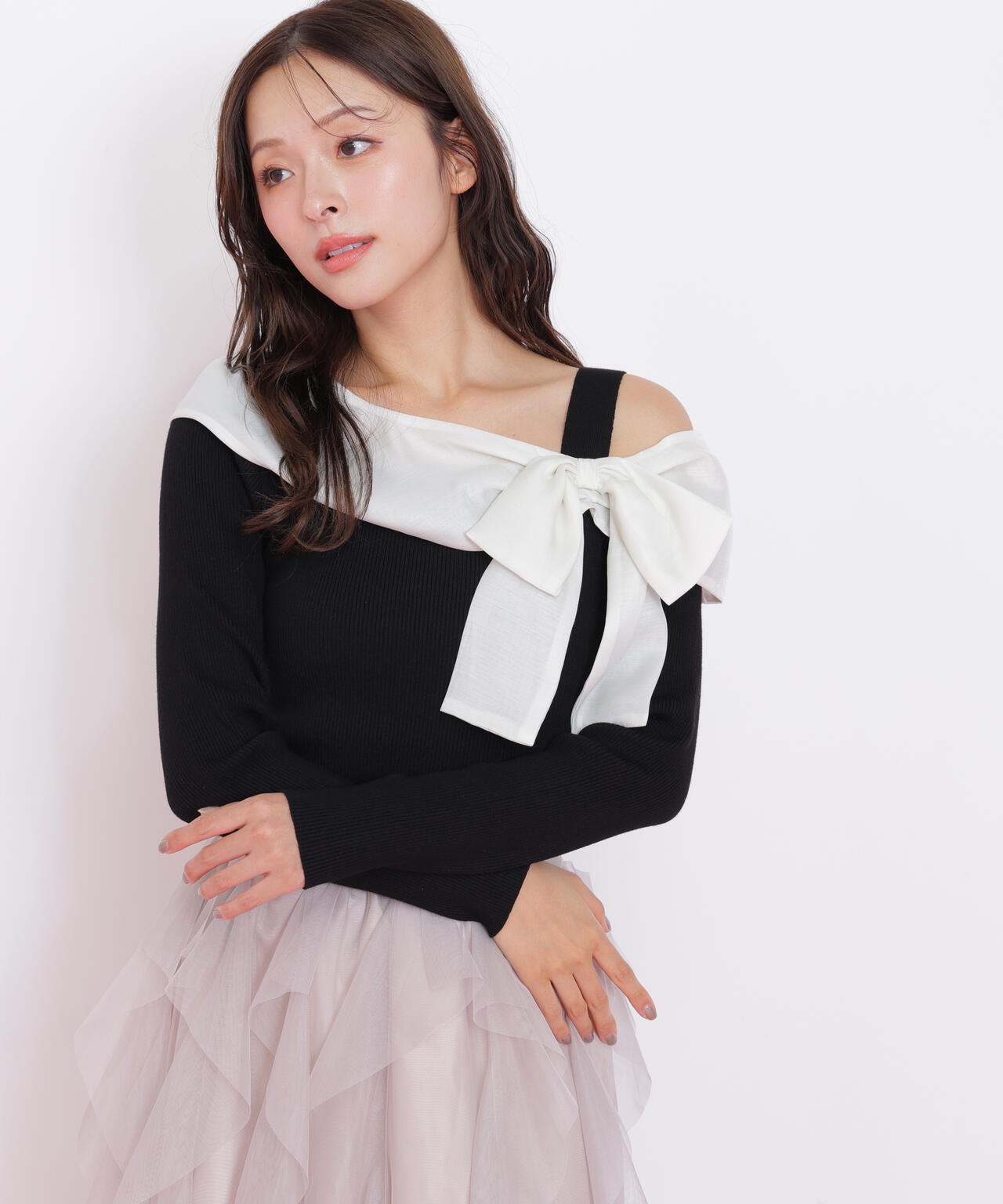 アシメリボンニット