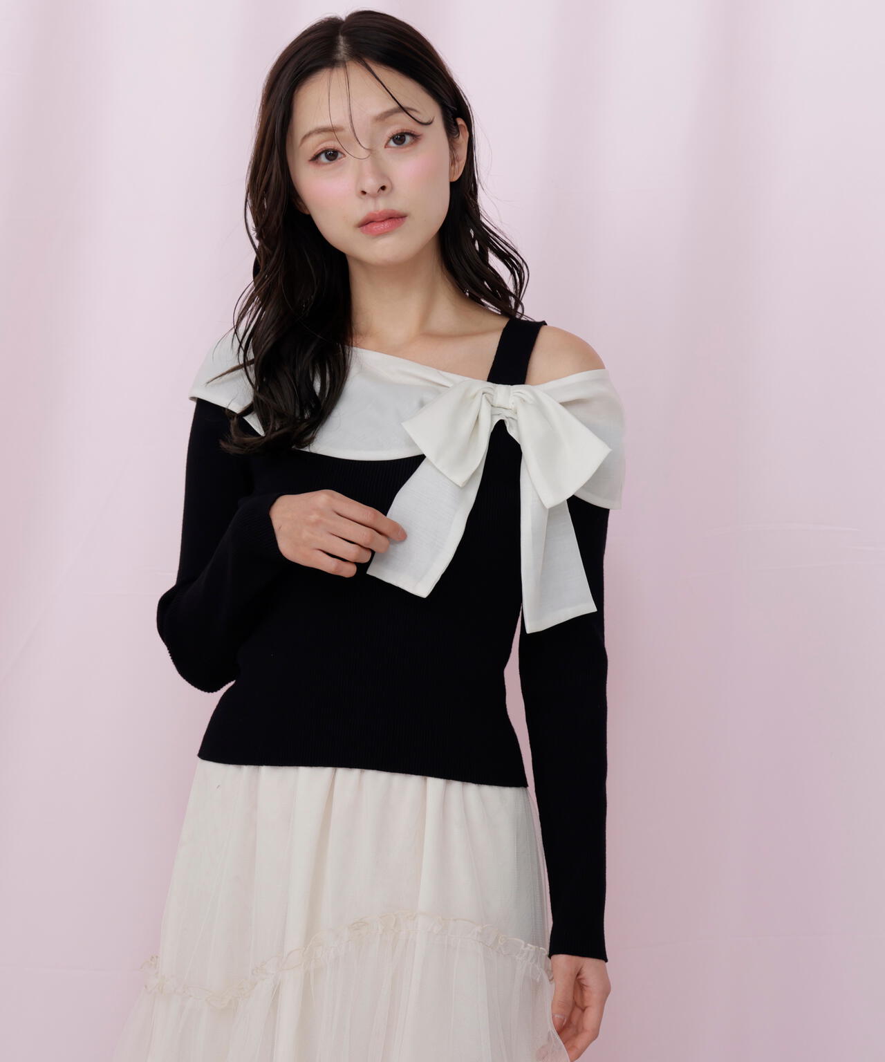 アシメリボンニット