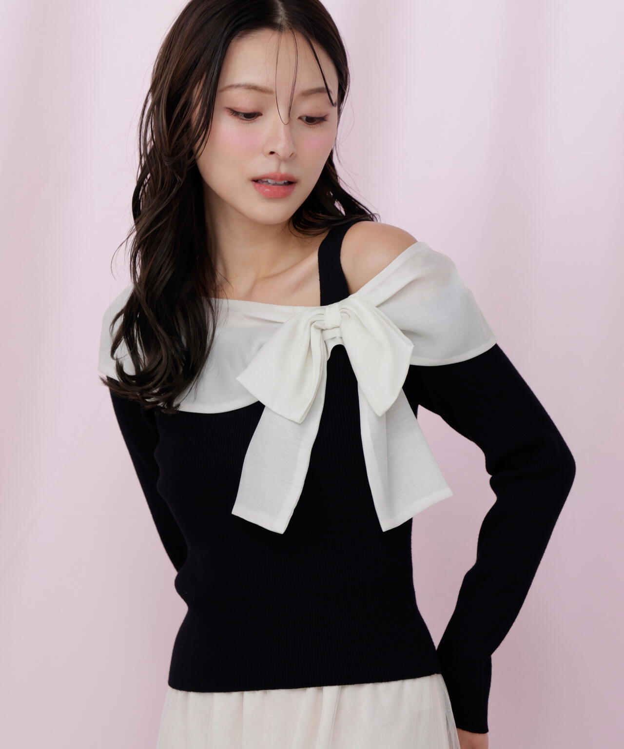 アシメリボンニット