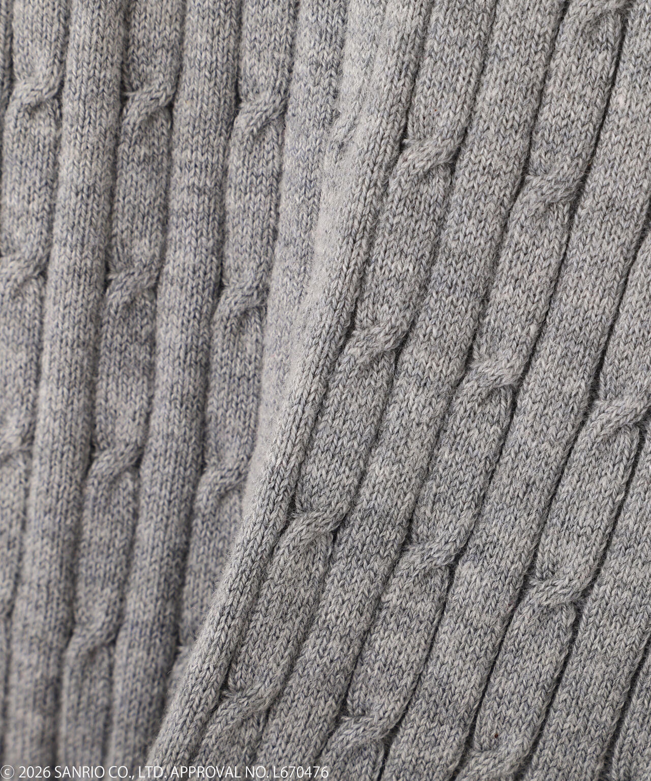 タイニーチャムミニケーブルカーデトップス