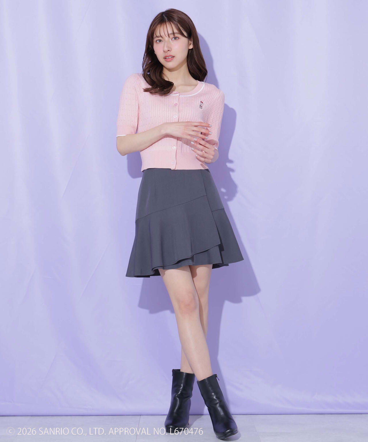 タイニーチャムミニケーブルカーデトップス