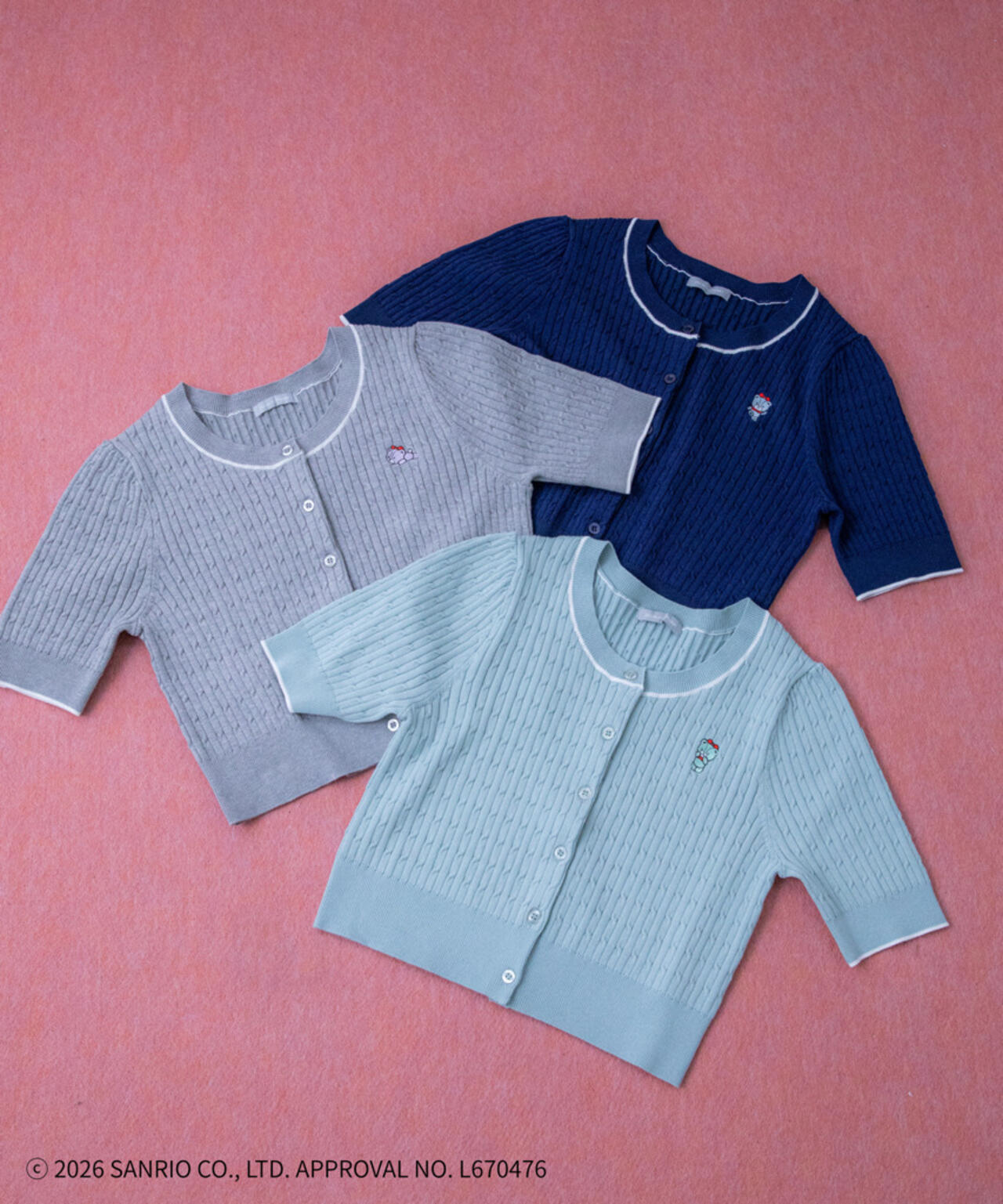 タイニーチャムミニケーブルカーデトップス