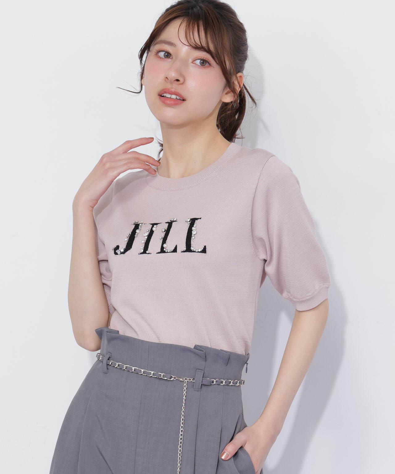 半袖ロゴジャカードビジューニット