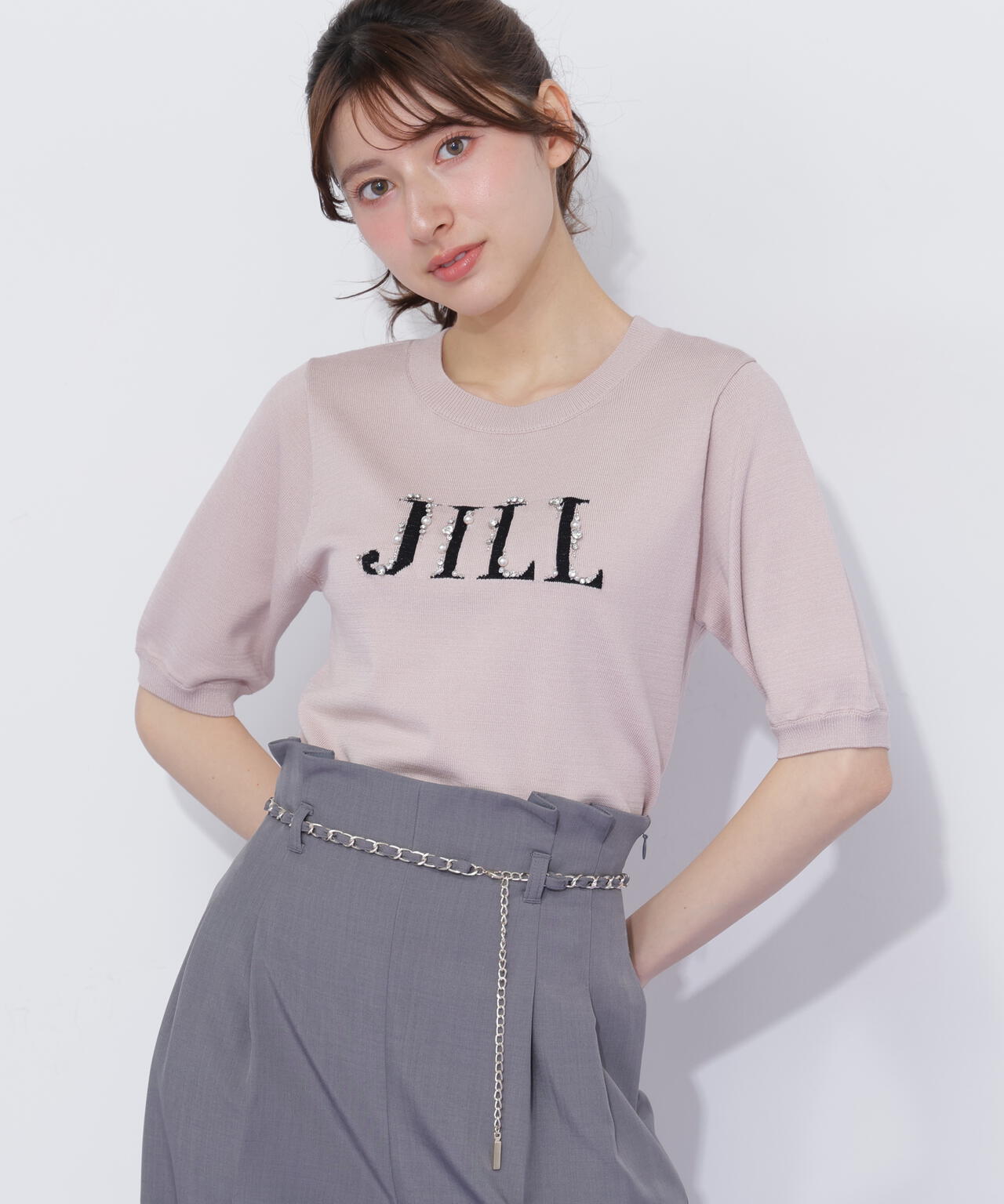 半袖ロゴジャカードビジューニット