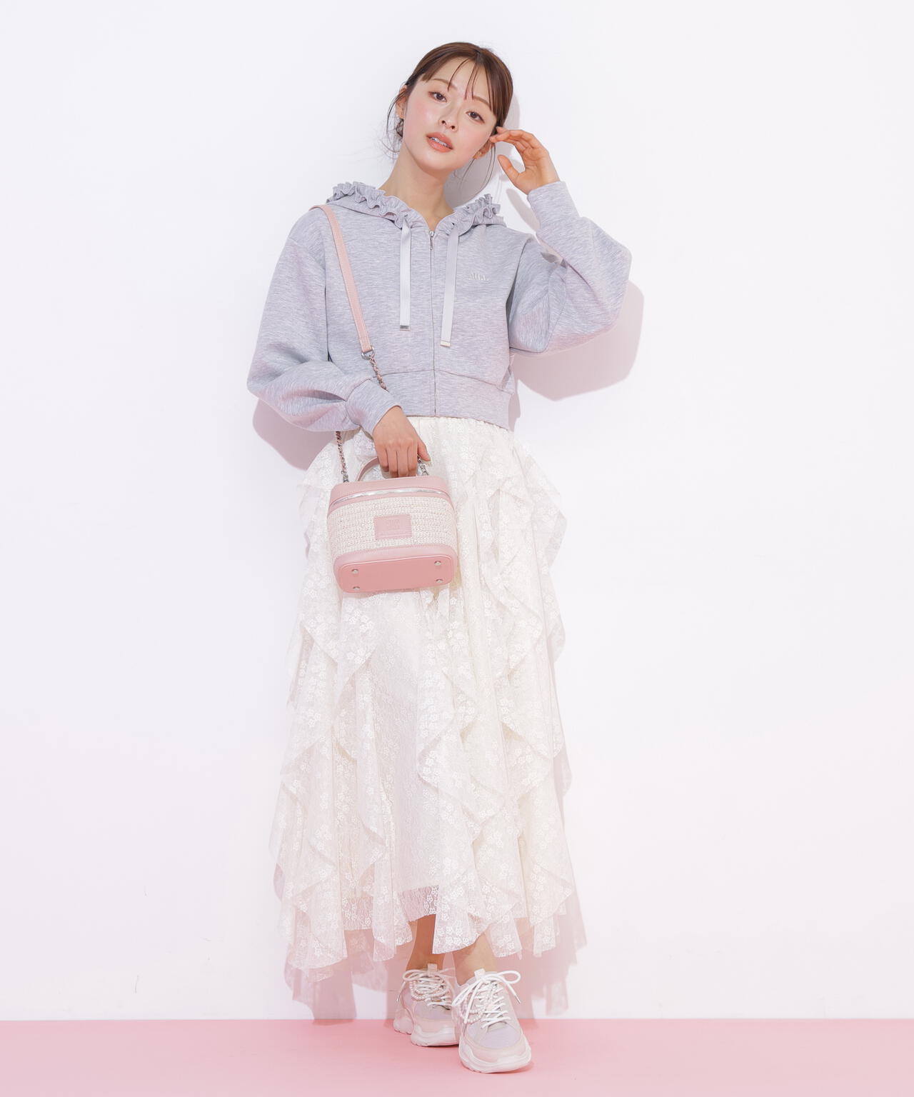 170cm 着用サイズ:FR