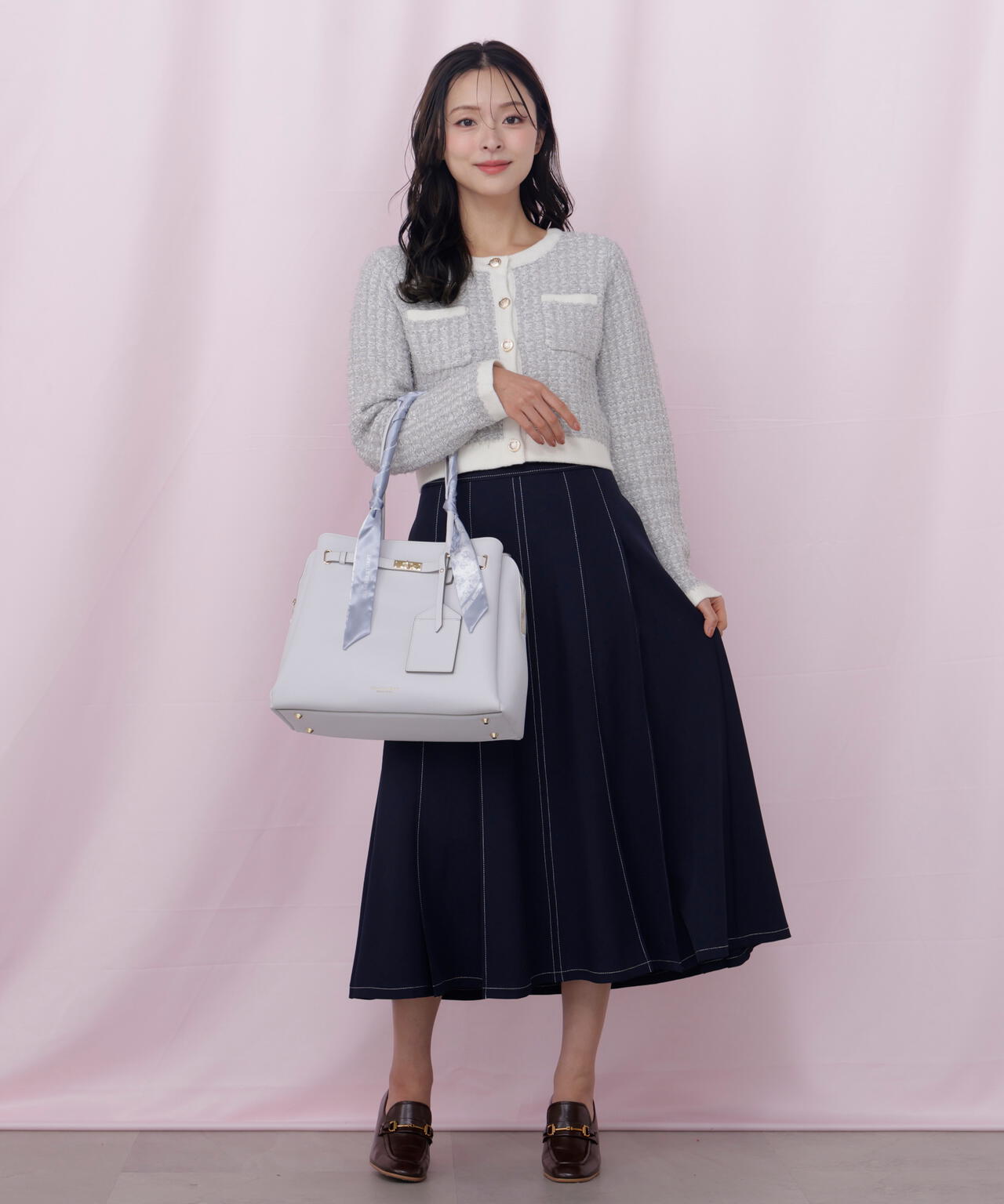 スカーフ付きベルテッドトート